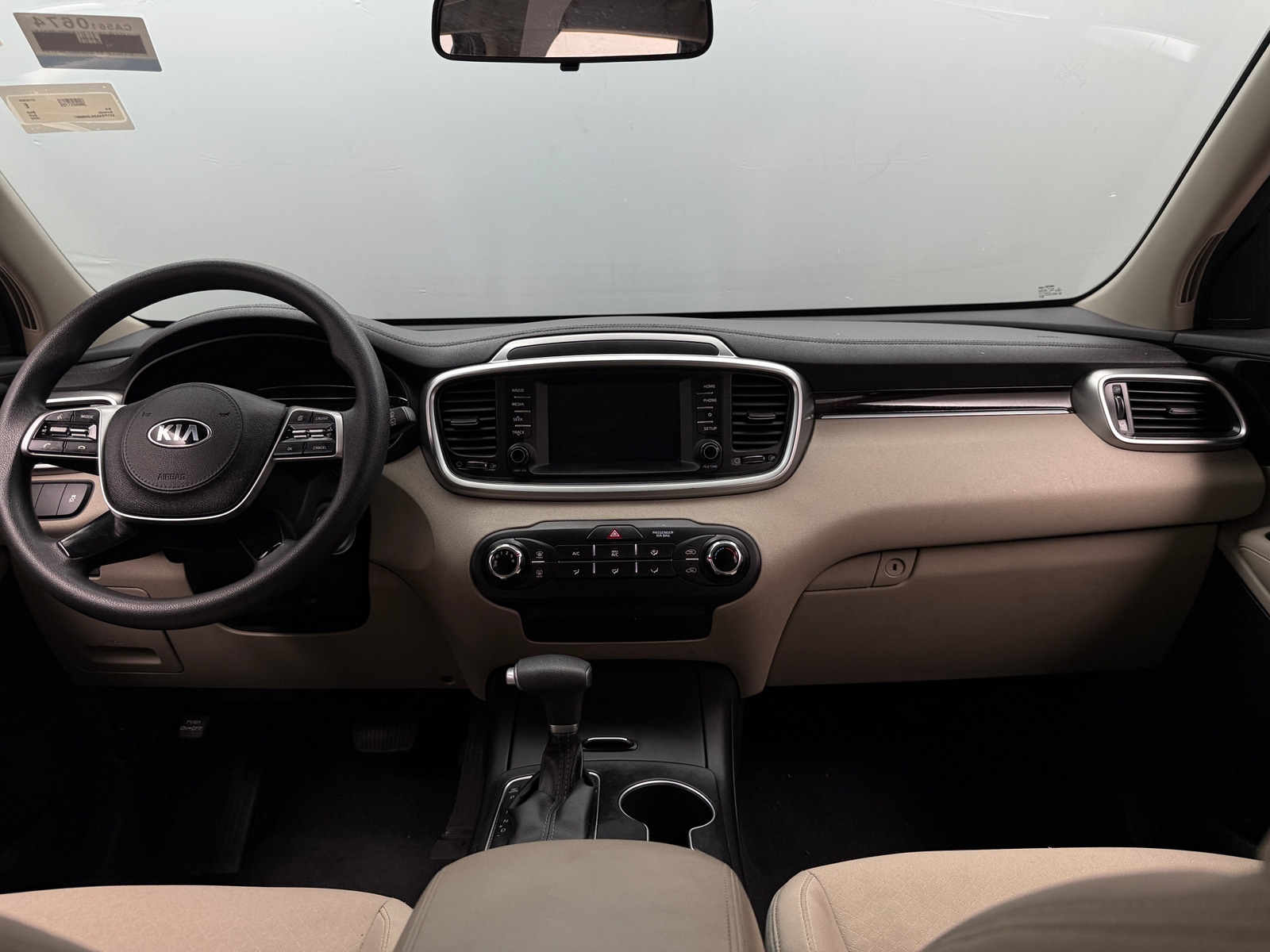 Thumbnail: 2020 Kia Sorento - 3