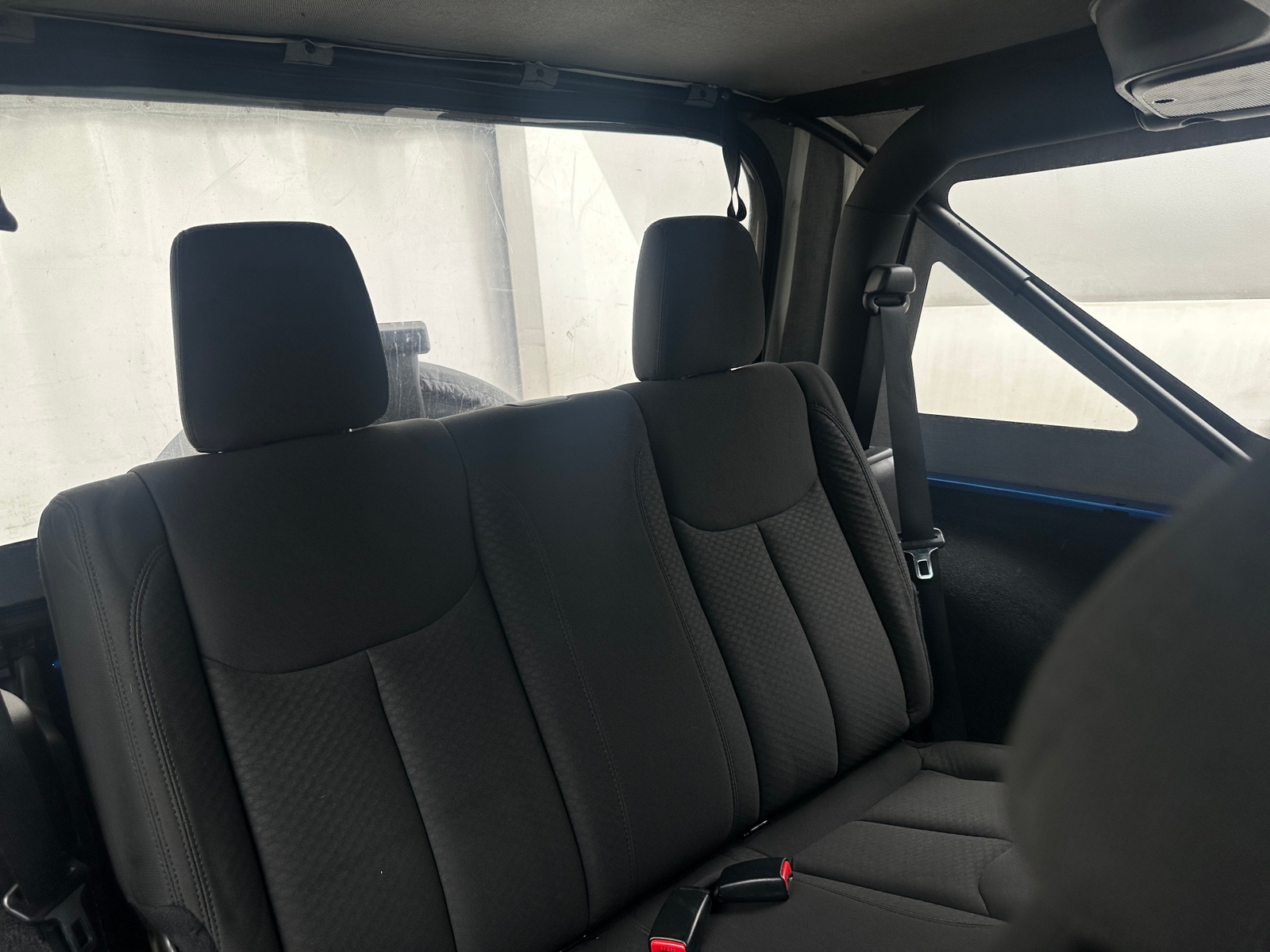 Thumbnail: 2016 Jeep Wrangler - 6