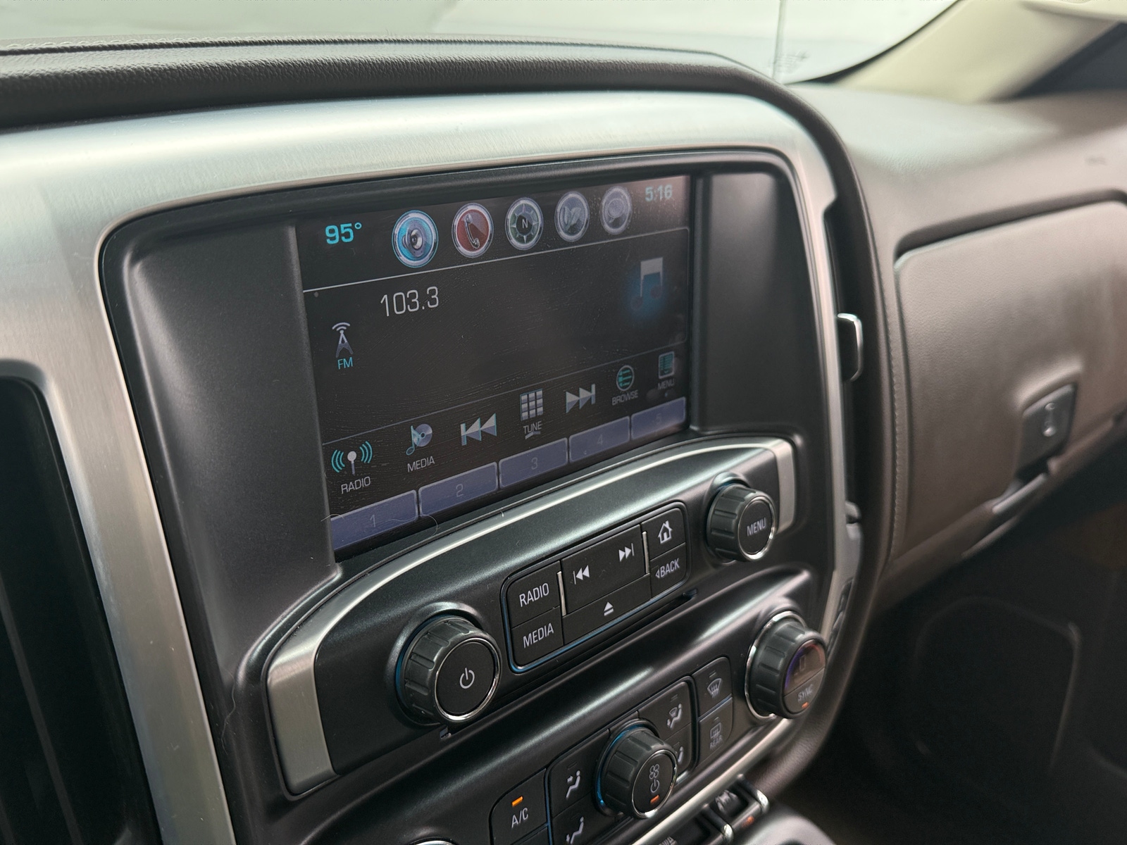 Thumbnail: 2018 GMC Sierra 1500 - 3