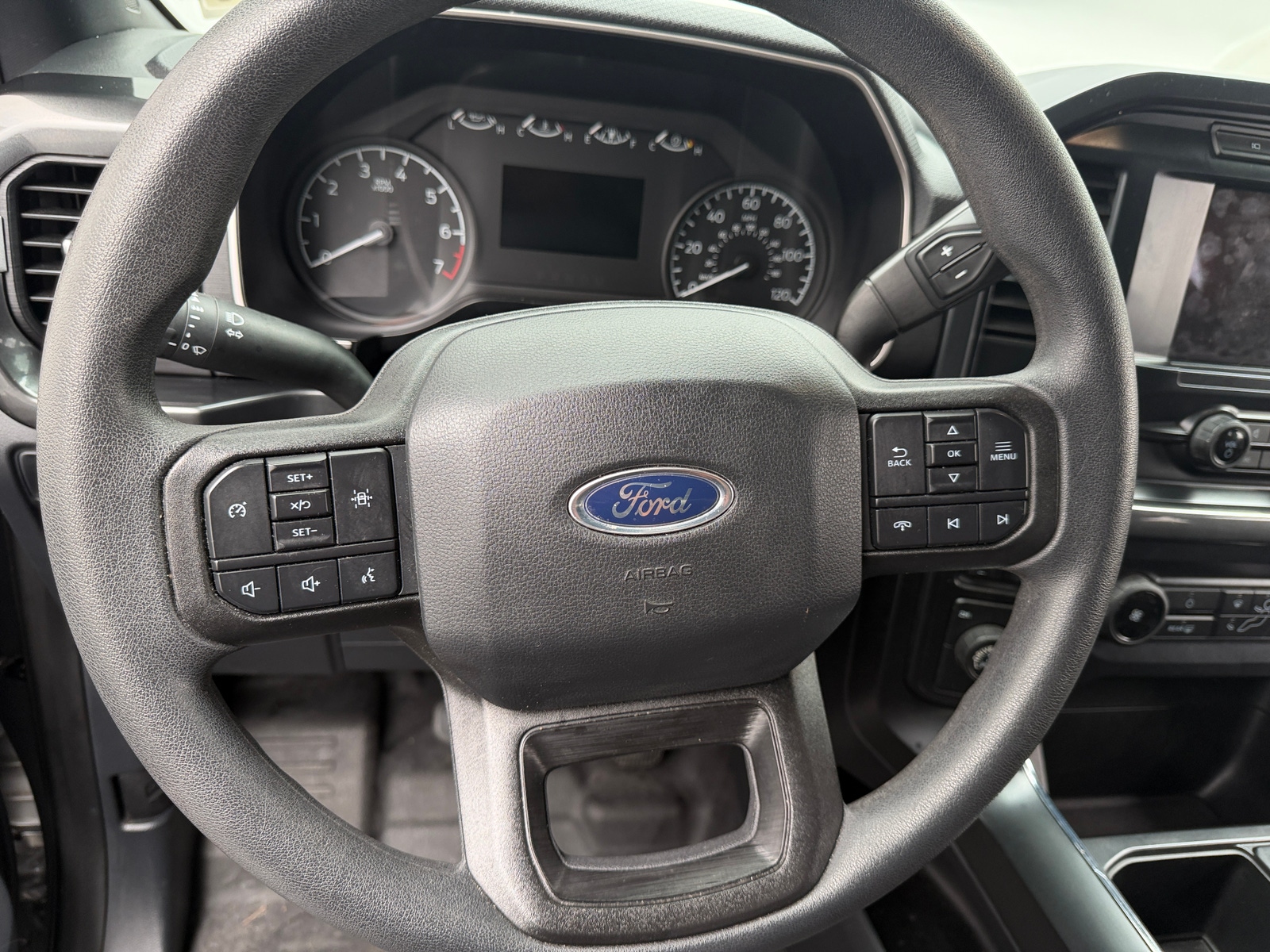 Thumbnail: 2022 Ford Econoline - 4