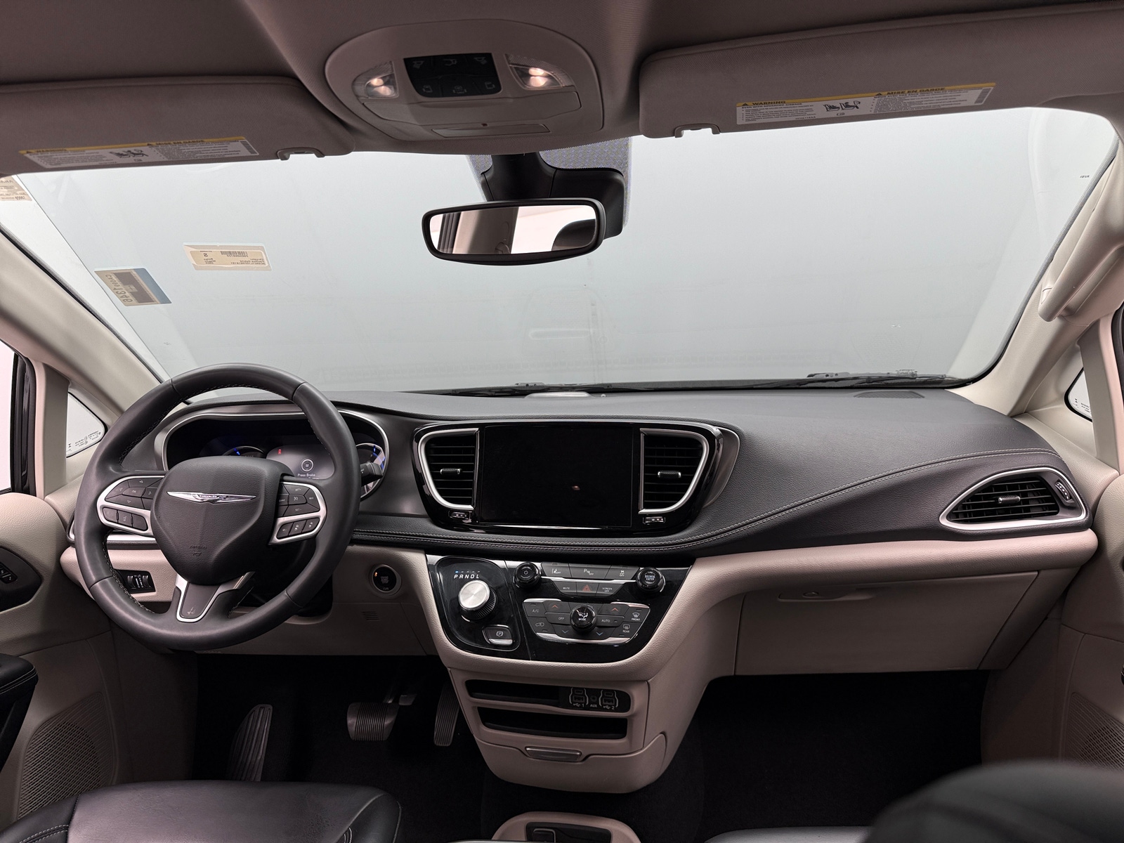 Thumbnail: 2023 Chrysler Pacifica - 2