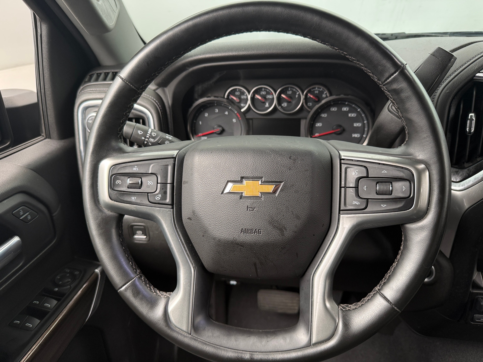 Thumbnail: 2023 Chevrolet Silverado 3500 - 5