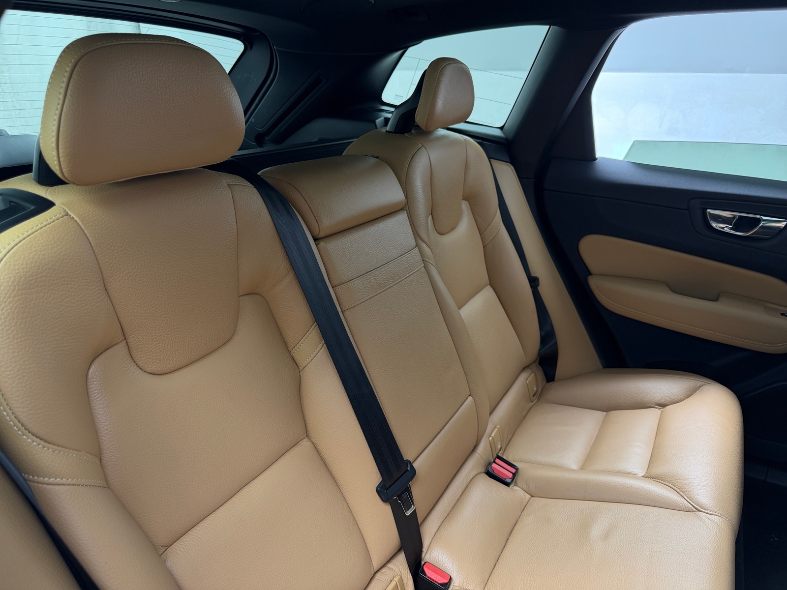 Thumbnail: 2019 Volvo XC60 - 5