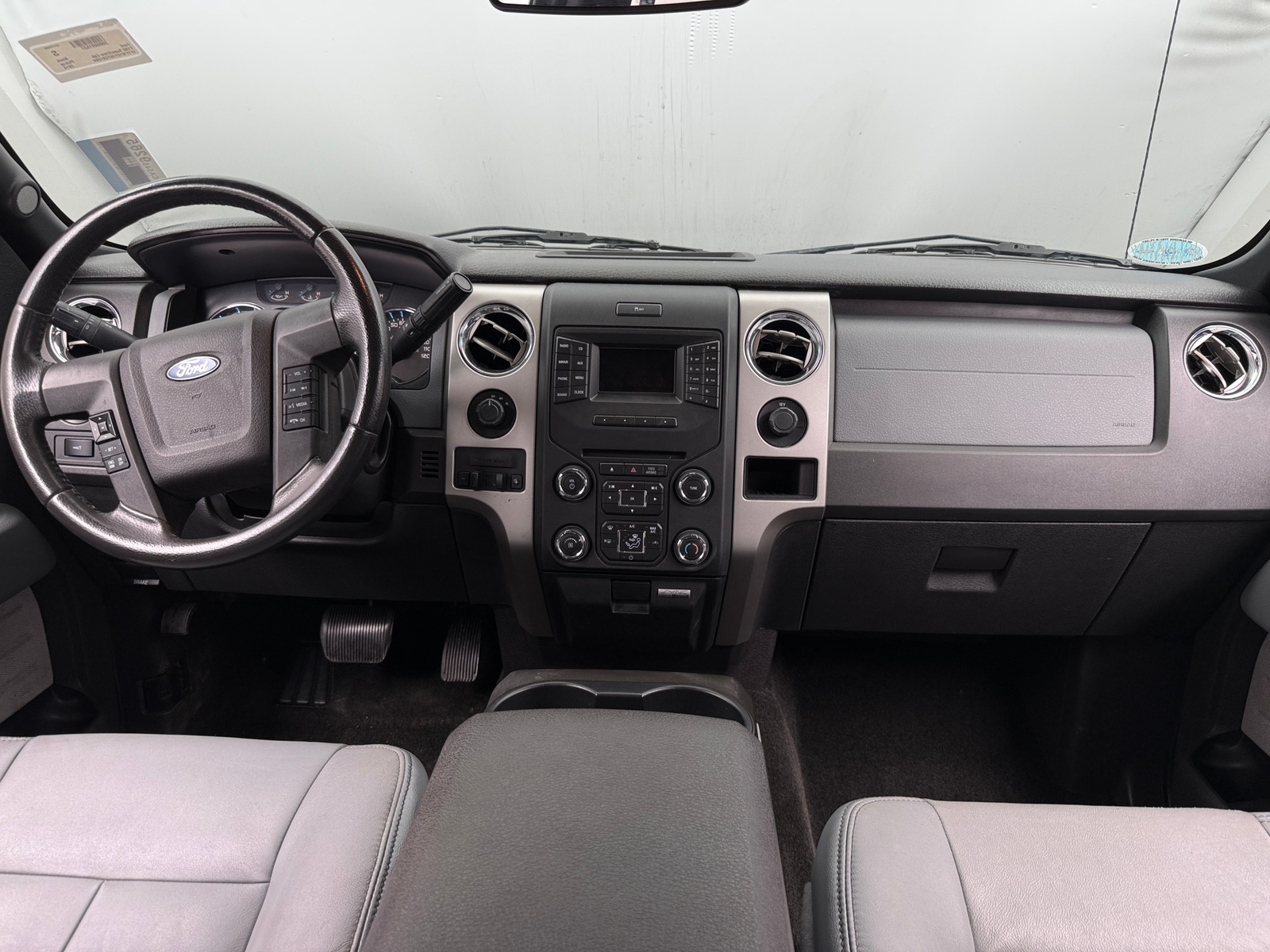 Thumbnail: 2014 Ford Econoline - 3