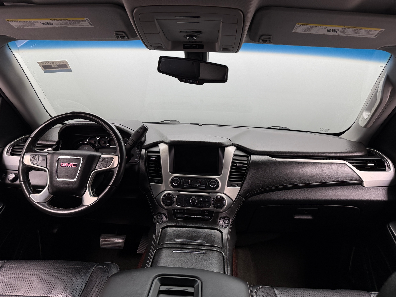 Thumbnail: 2018 GMC Yukon - 3