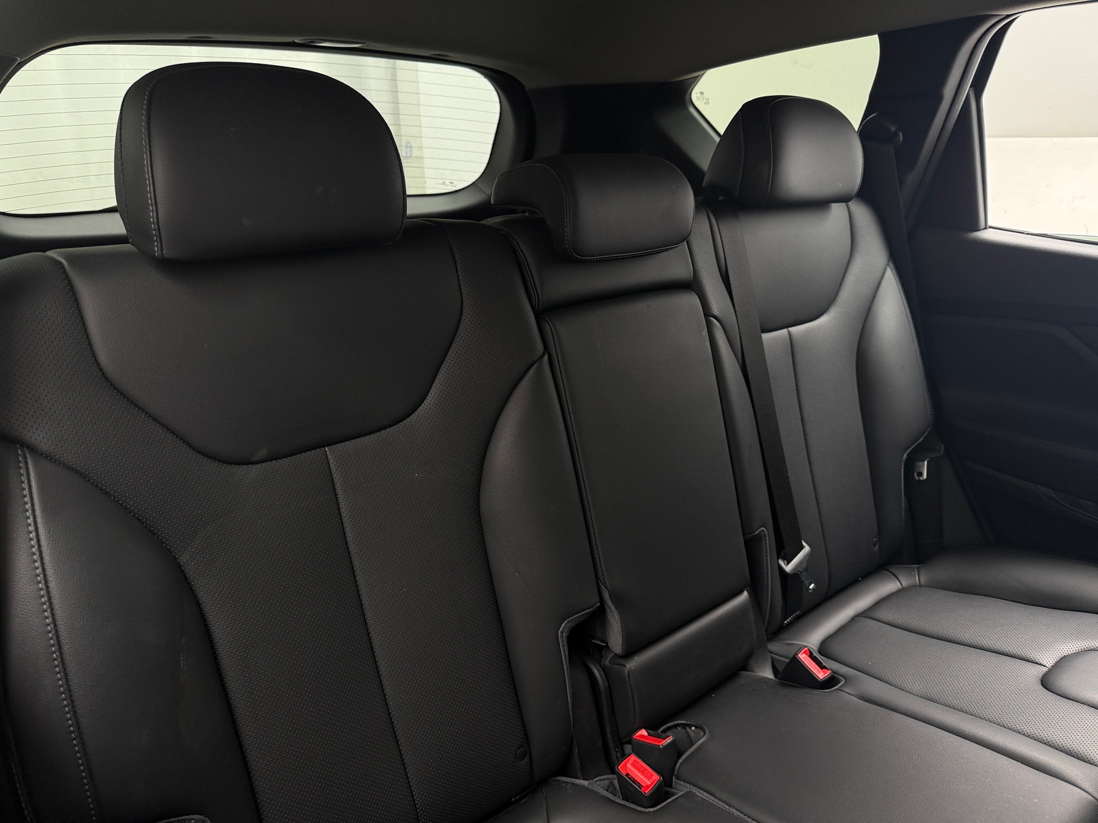 Thumbnail: 2023 Hyundai Santa Fe - 5