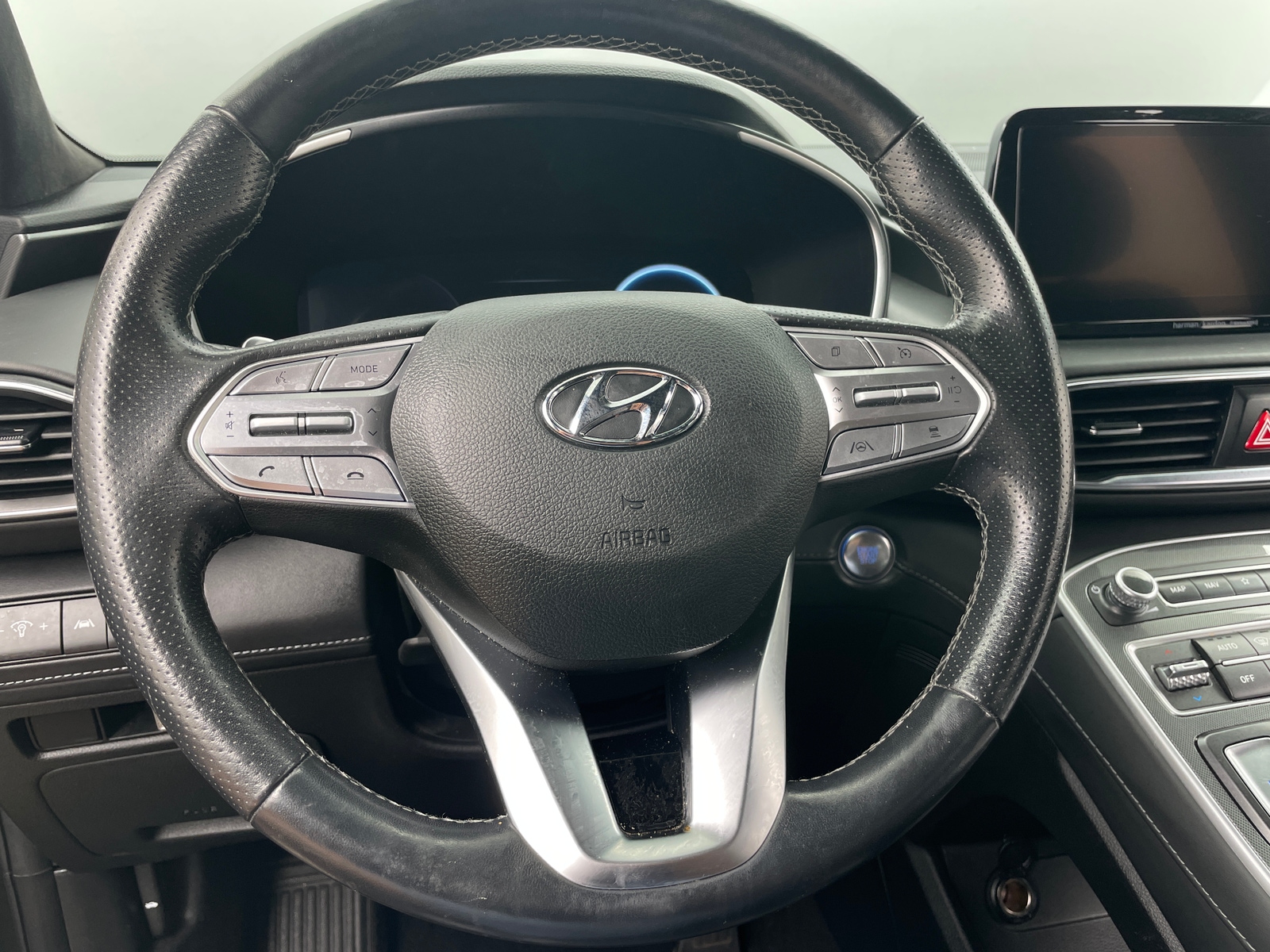 Thumbnail: 2023 Hyundai Santa Fe - 4