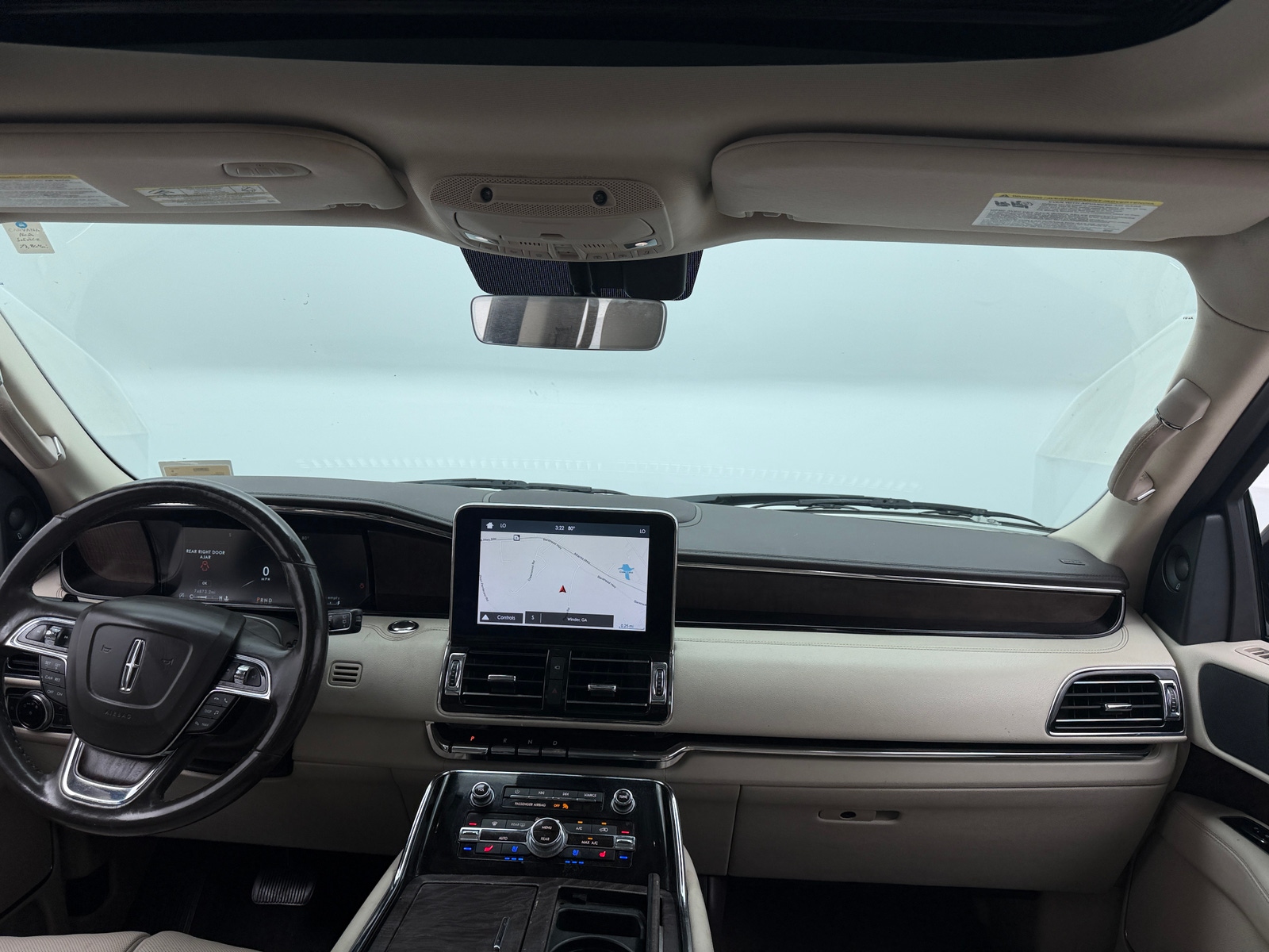 Thumbnail: 2019 Lincoln Navigator L - 3