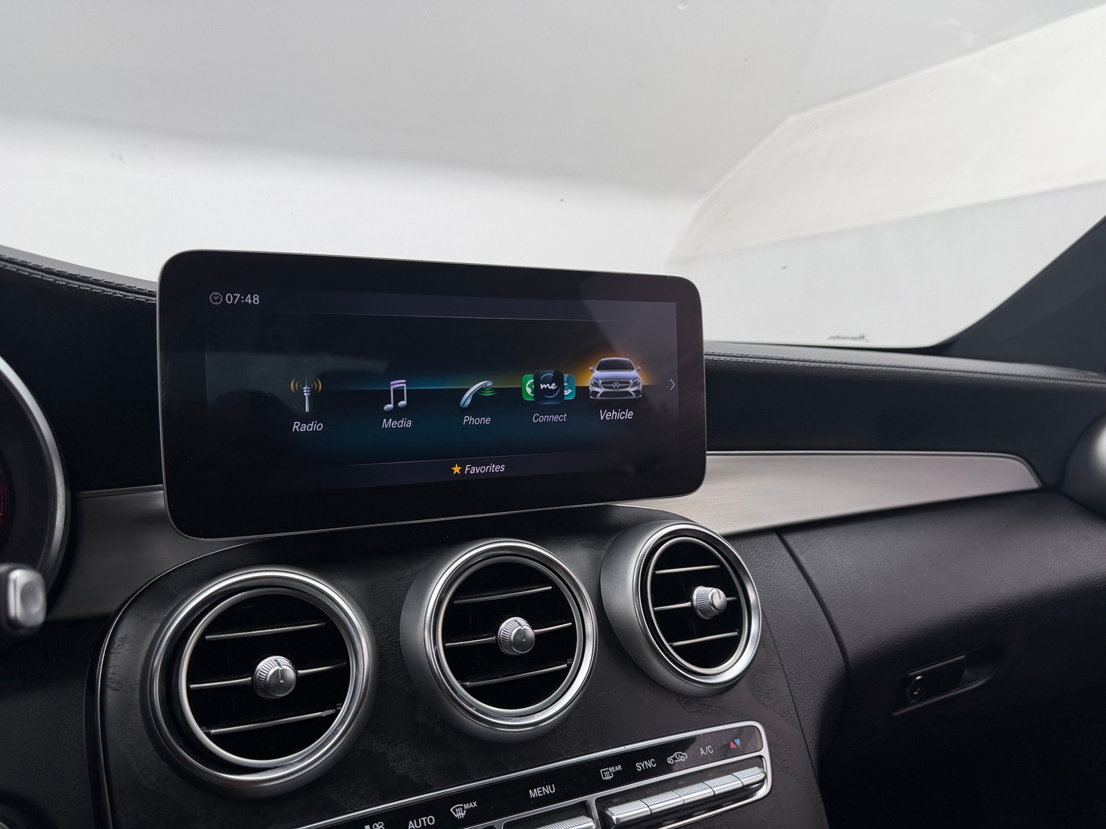 Thumbnail: 2022 Mercedes-Benz C-Class - 2