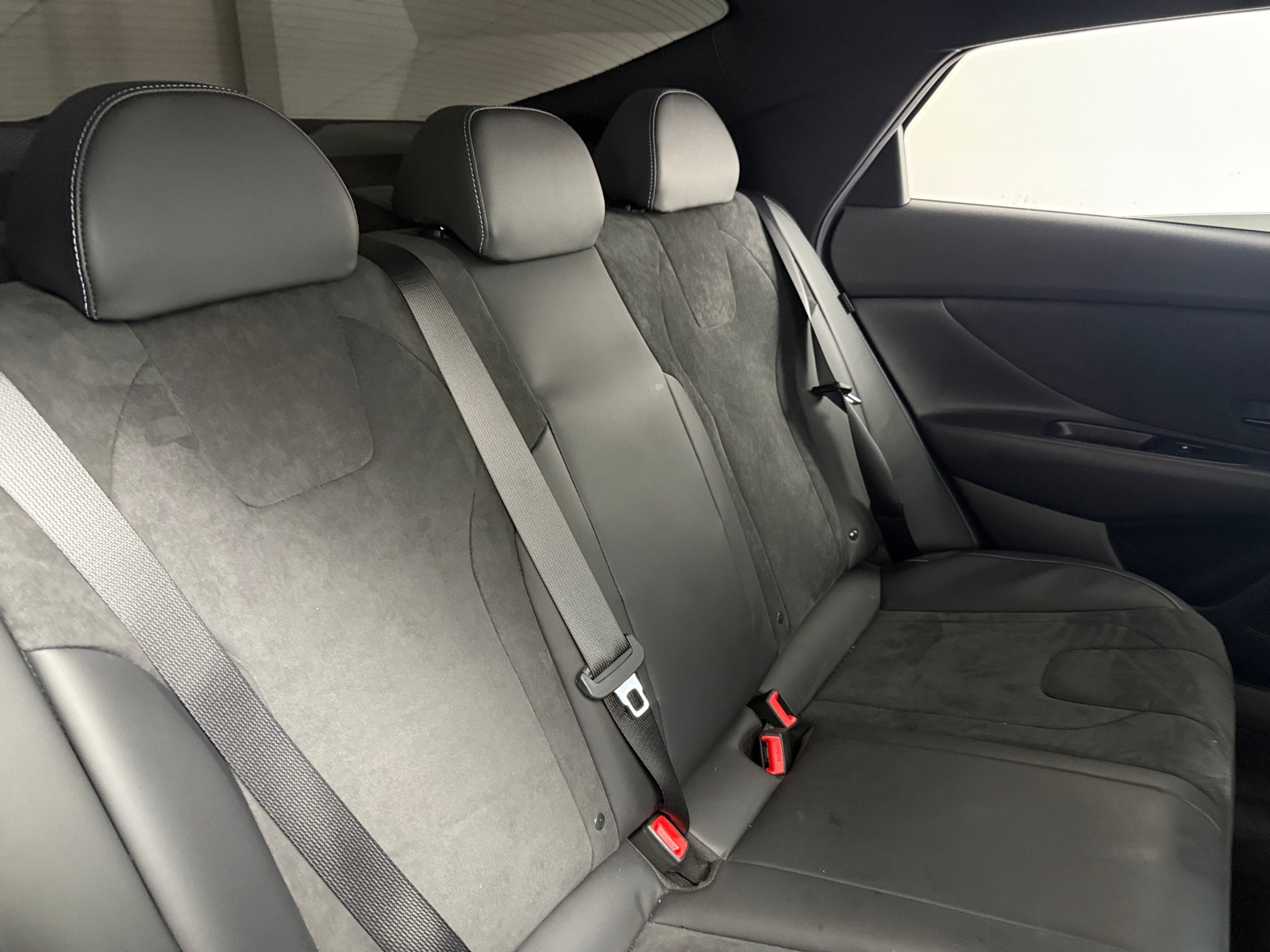 Thumbnail: 2024 Hyundai Elantra - 5