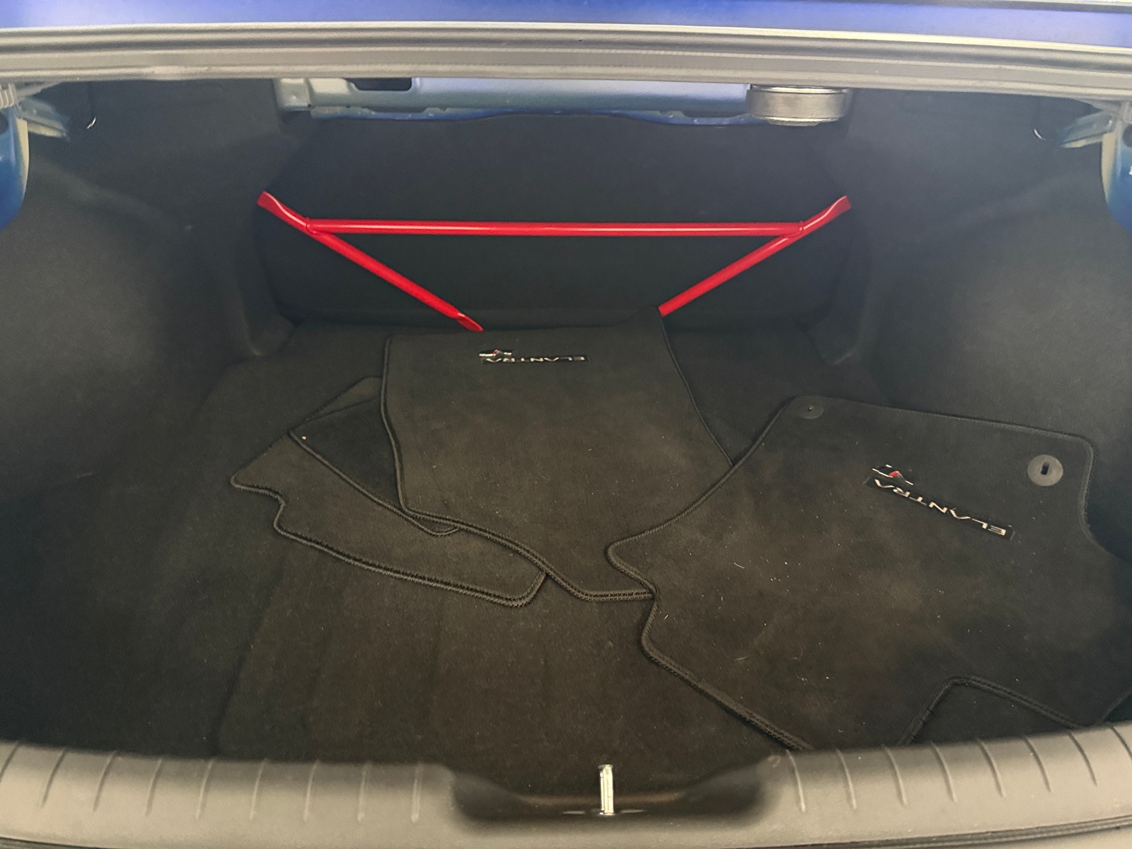 Thumbnail: 2024 Hyundai Elantra - 6