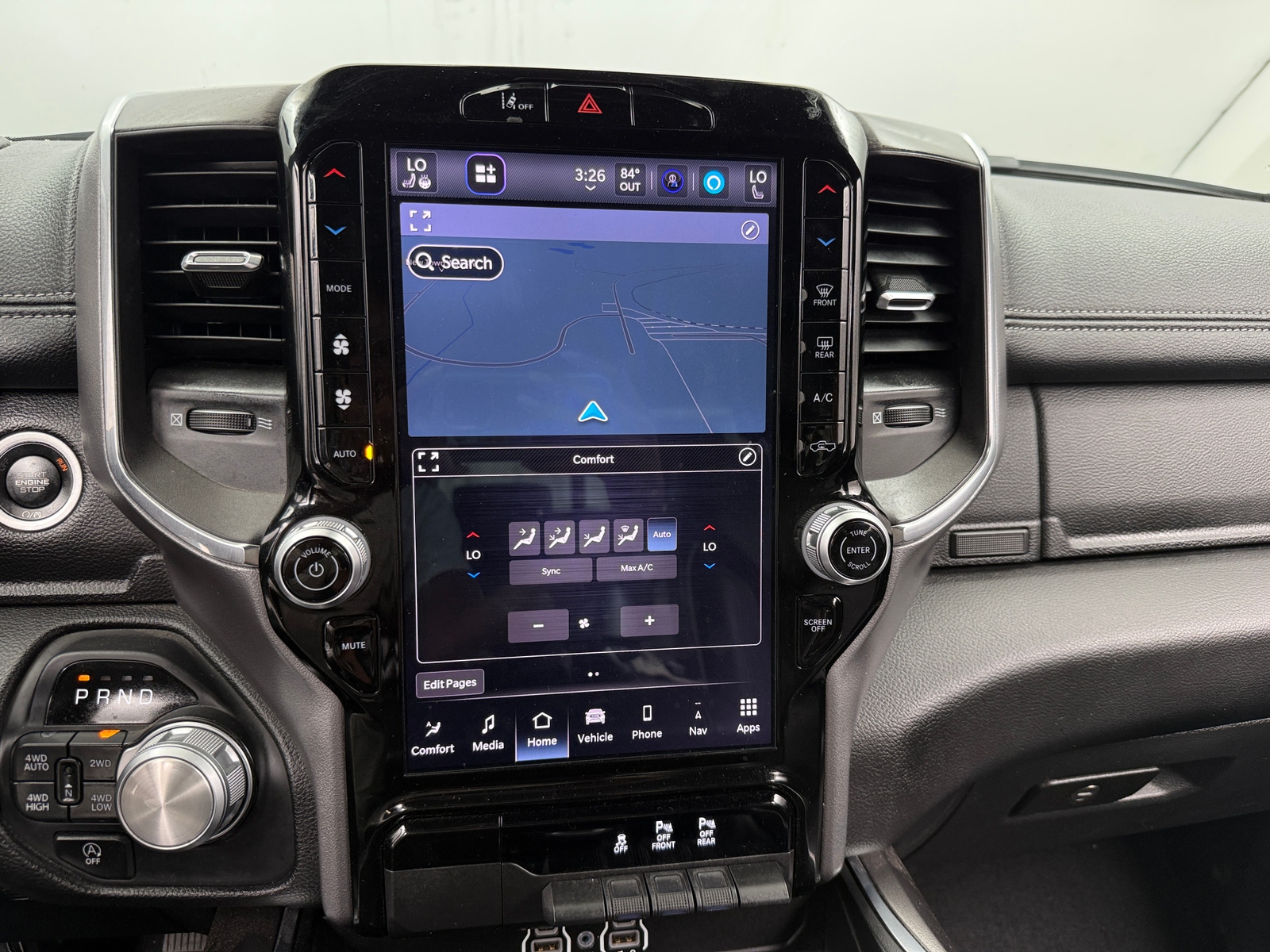 Thumbnail: 2025 RAM 1500 - 3