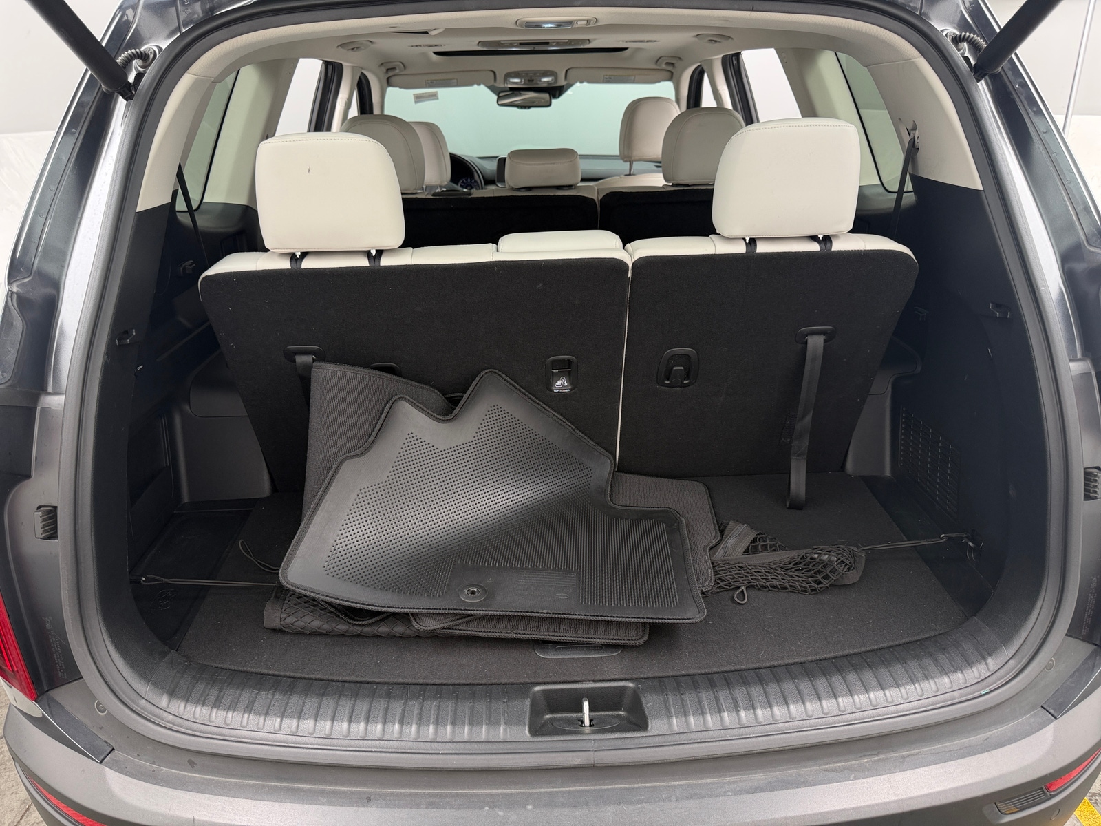 Thumbnail: 2020 Kia Telluride - 6
