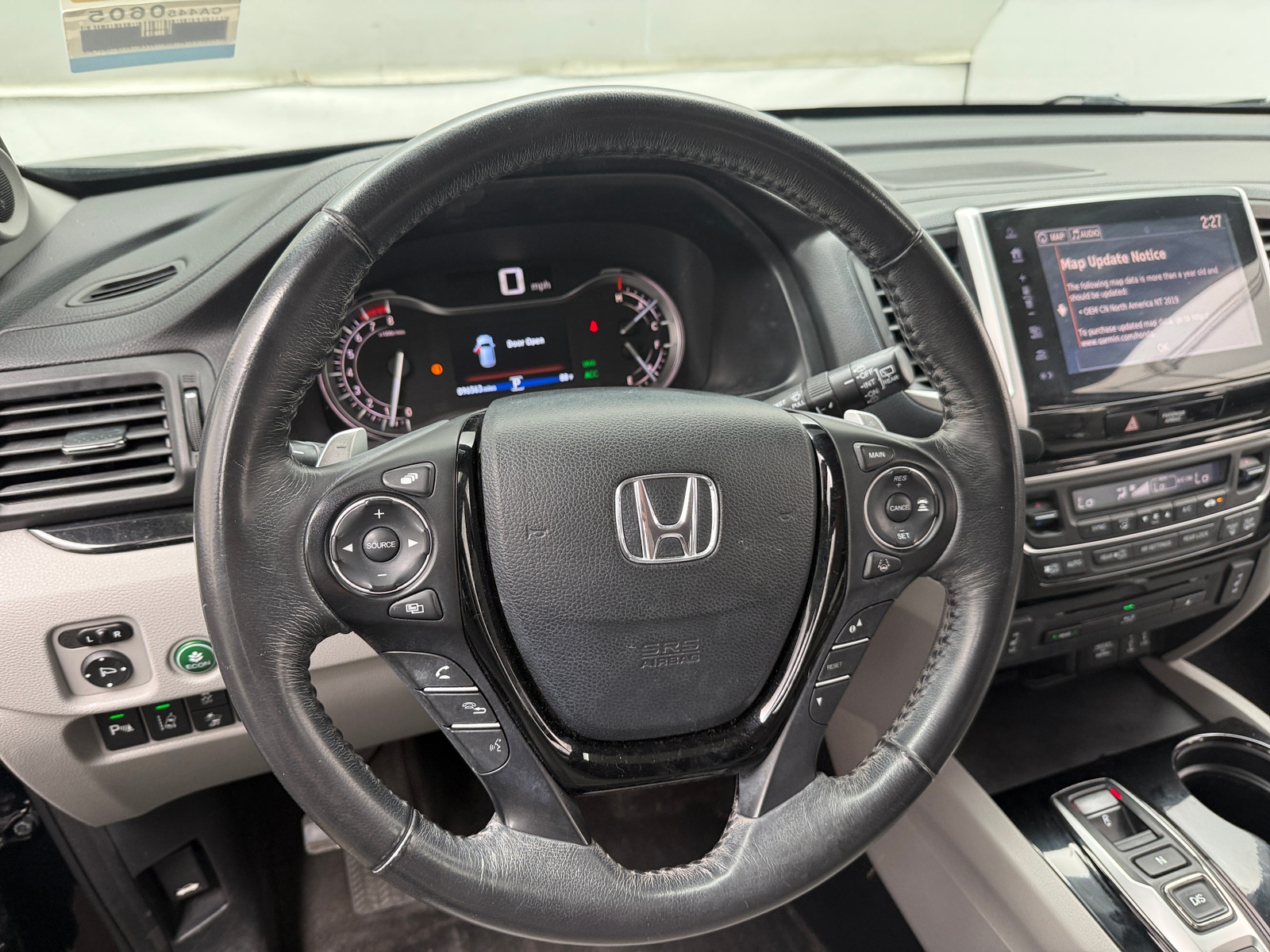 Thumbnail: 2017 Honda Pilot - 4