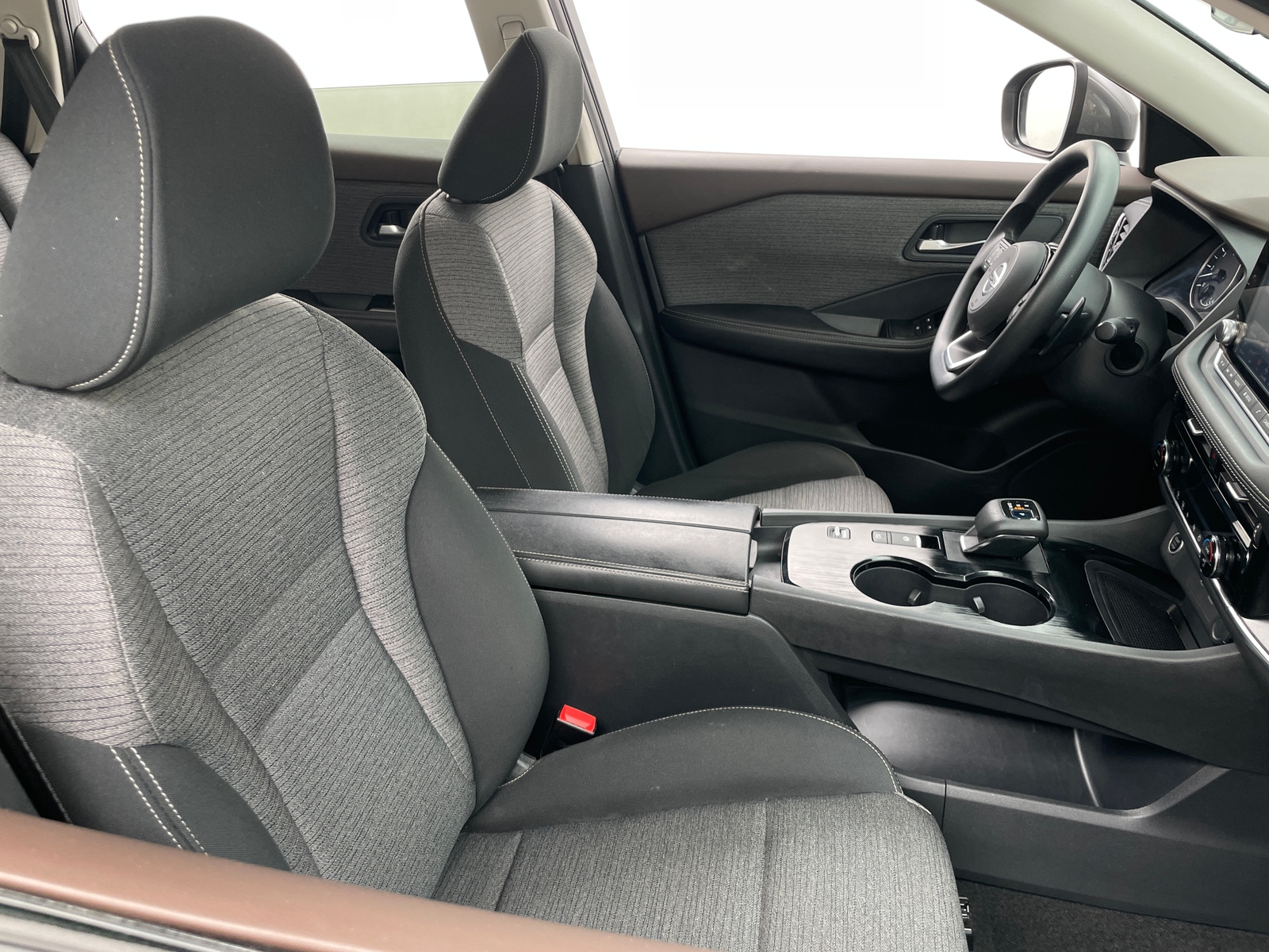 Thumbnail: 2021 Nissan Rogue - 2