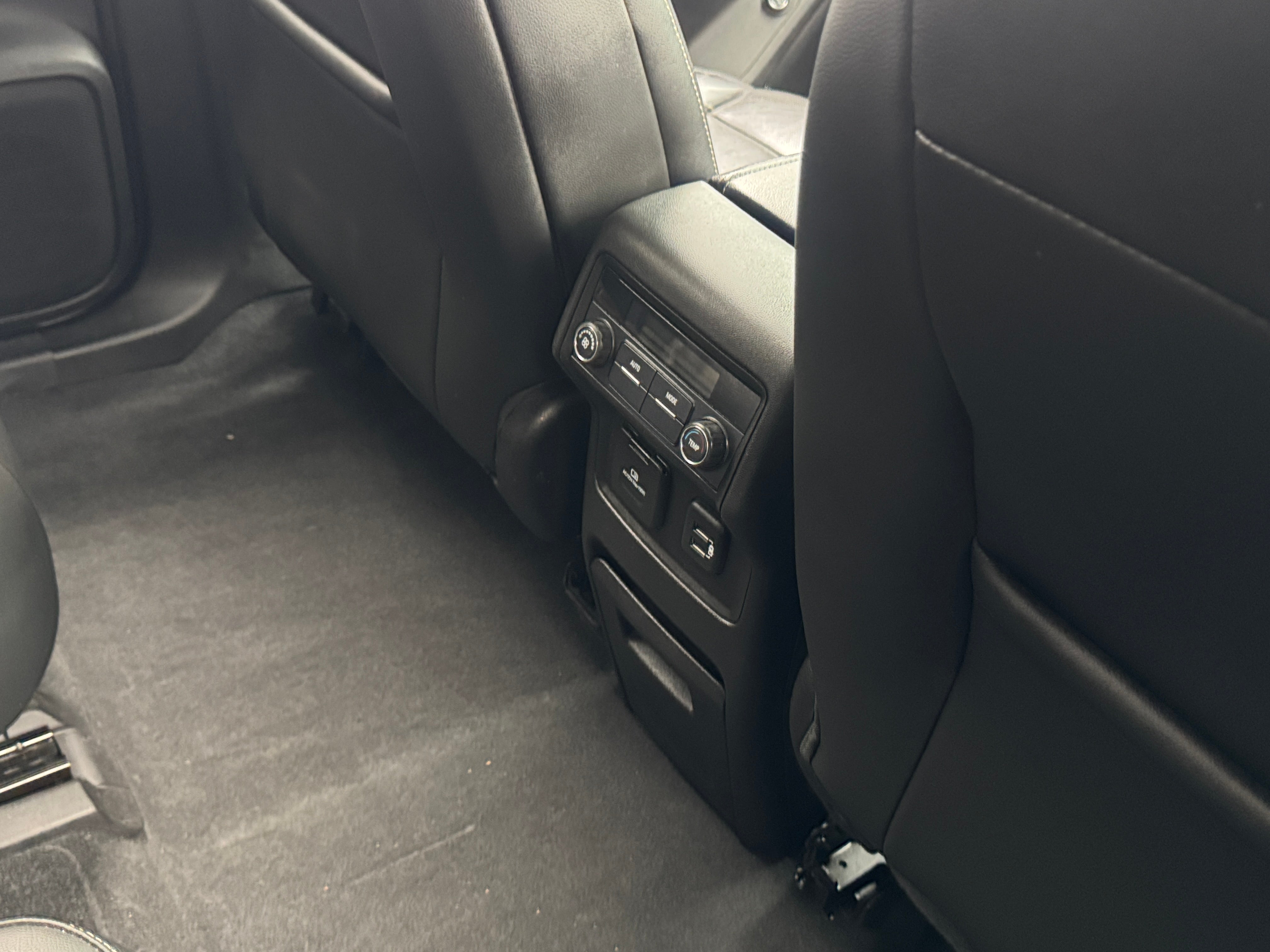 2019 GMC Acadia SLT-1 - Photo 4