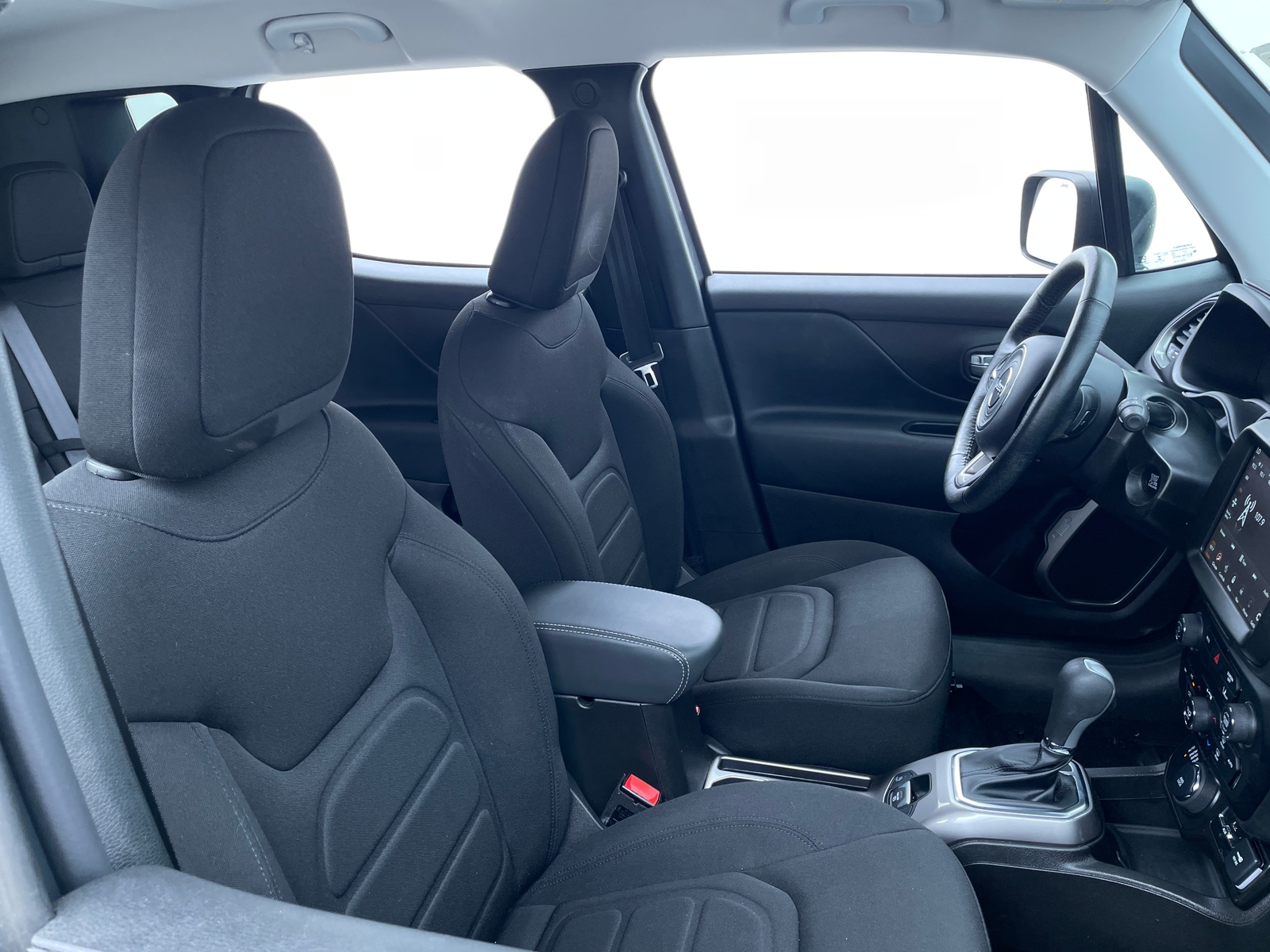 Thumbnail: 2022 Jeep Renegade - 2