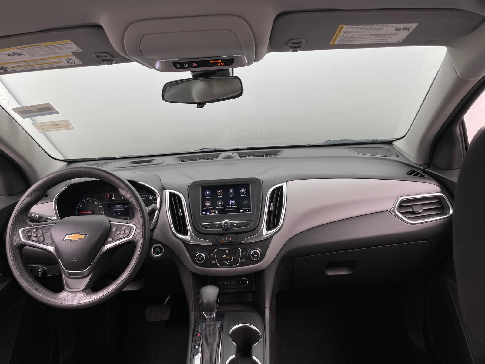 Thumbnail: 2022 Chevrolet Equinox - 3