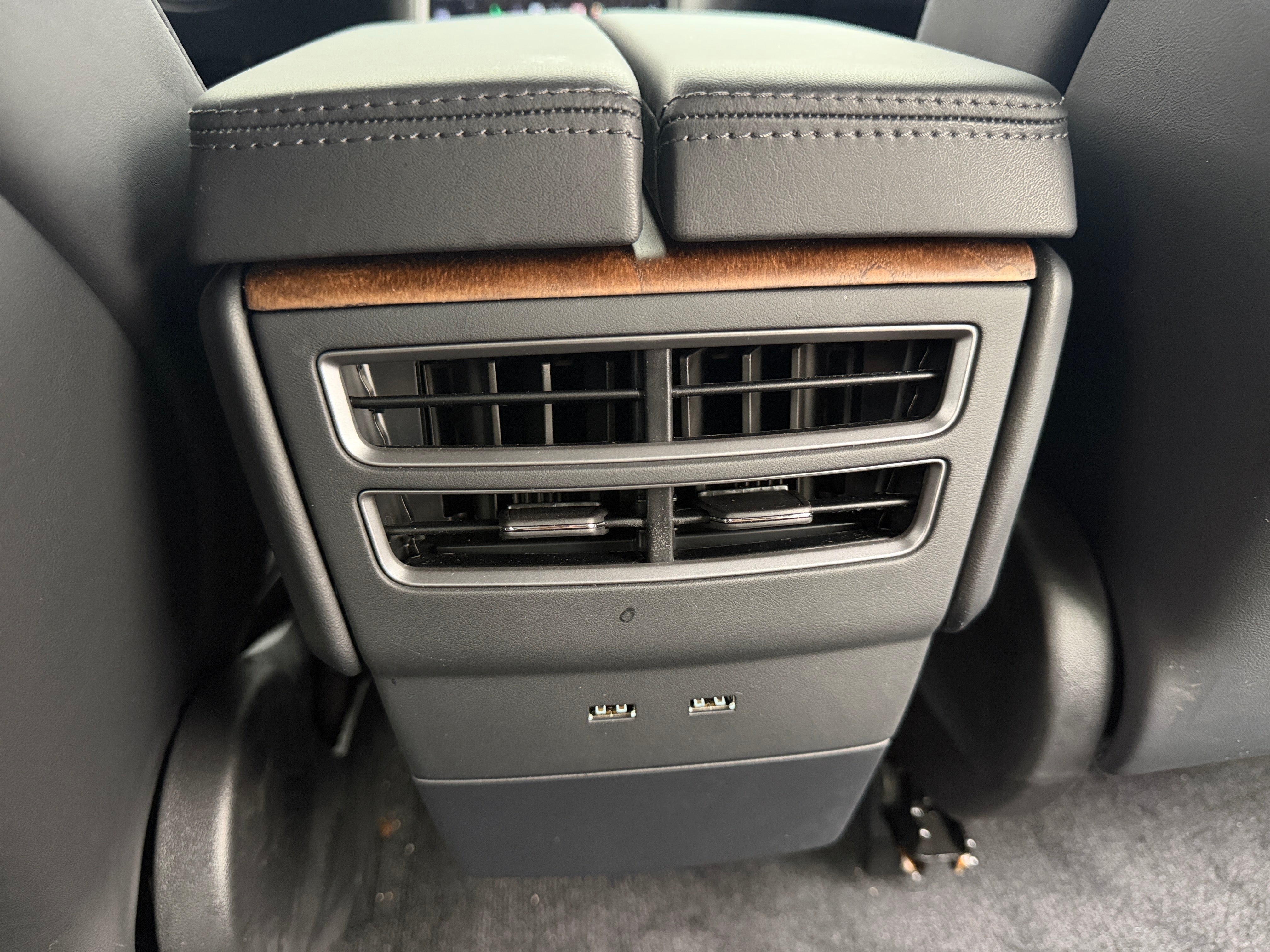 Used 2020 Tesla Model S Long Range Plus with VIN 5YJSA1E28LF411173 for sale in Oak Creek, WI