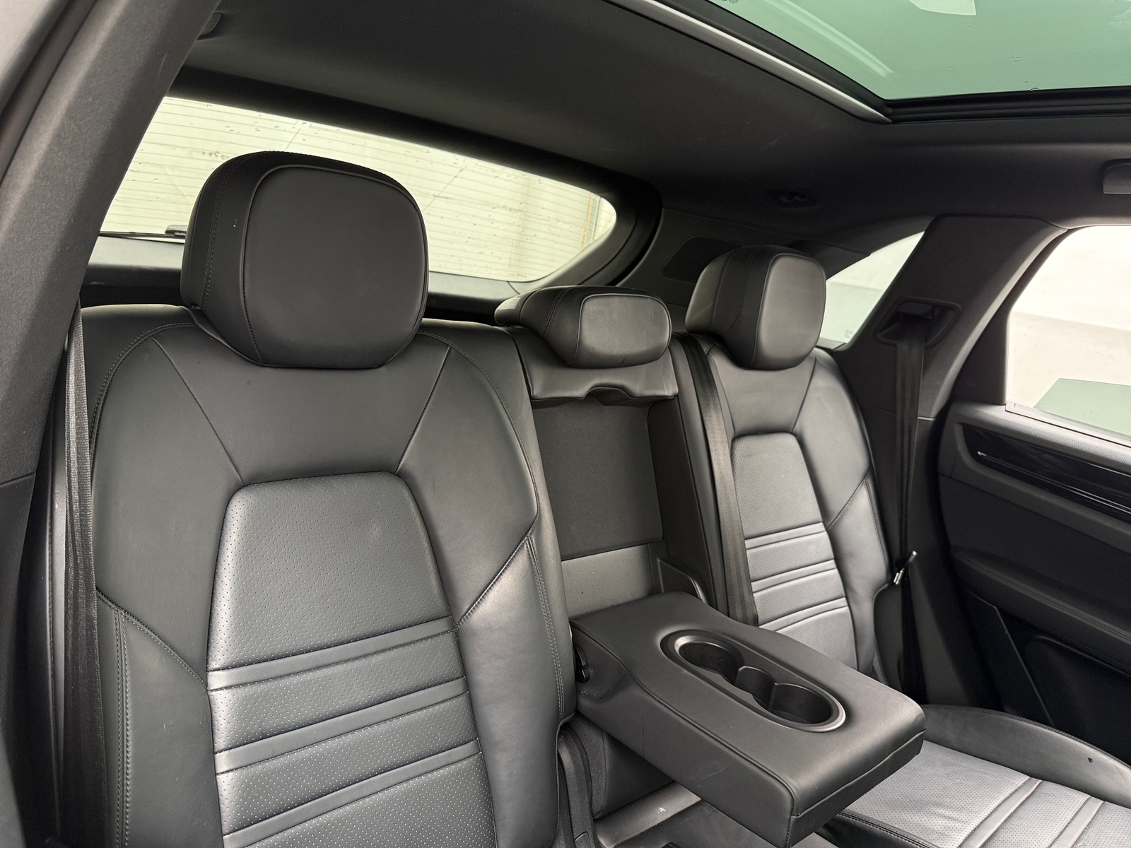 Thumbnail: 2019 Porsche Cayenne - 5