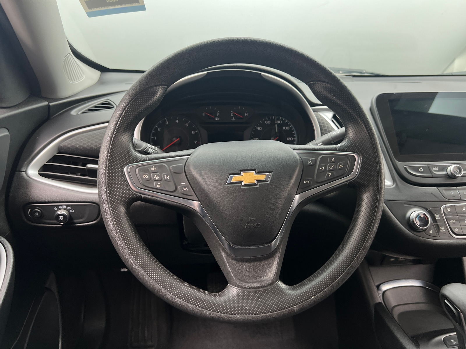 Thumbnail: 2024 Chevrolet Malibu - 5