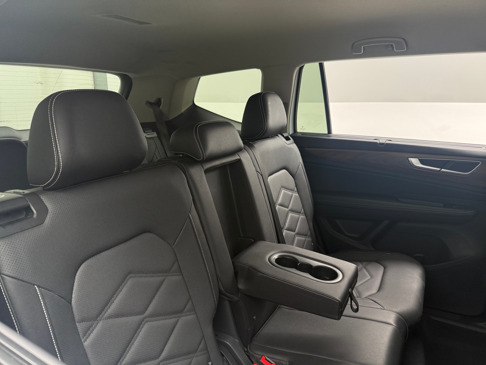 Thumbnail: 2026 Volkswagen Atlas - 5