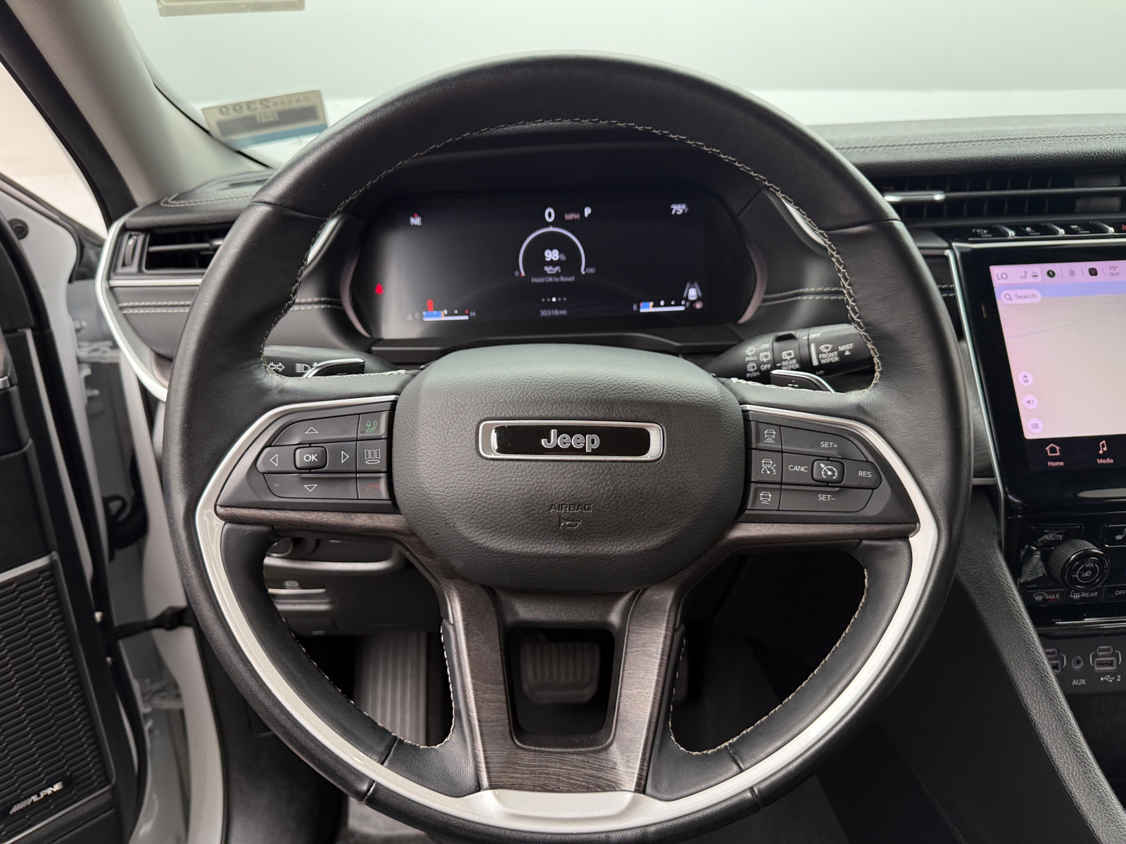 Thumbnail: 2022 Jeep Grand Cherokee L - 4