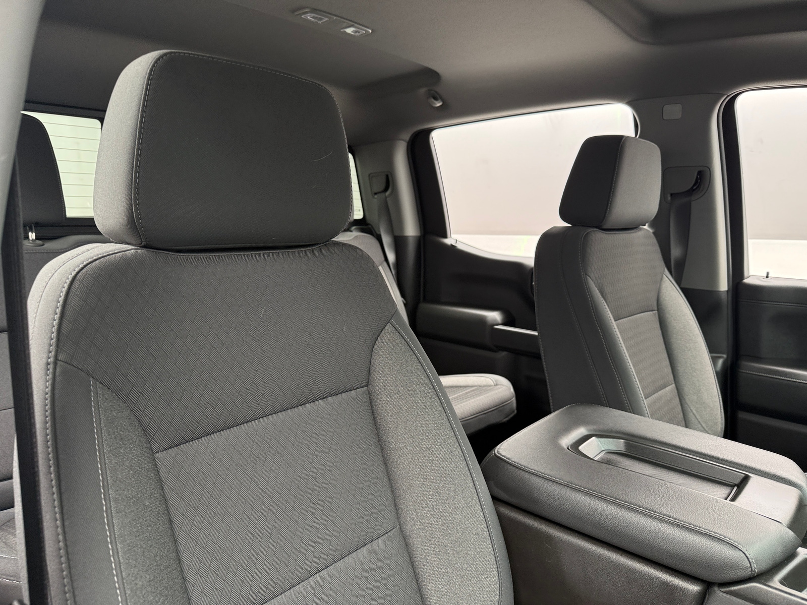 Thumbnail: 2020 Chevrolet Silverado 1500 - 2