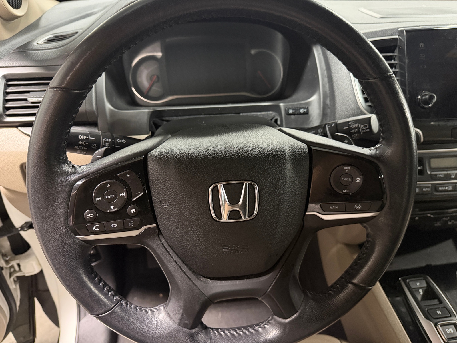 Thumbnail: 2019 Honda Pilot - 4