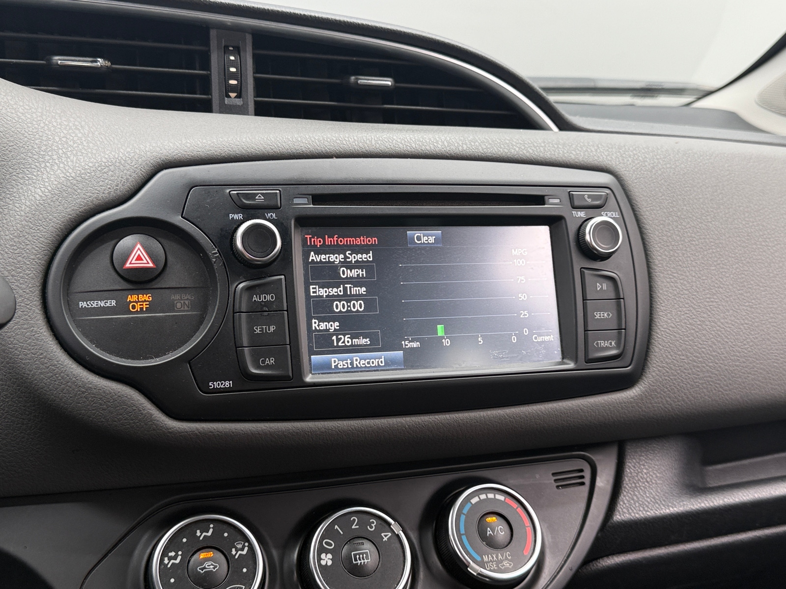 Thumbnail: 2018 Toyota Yaris - 3