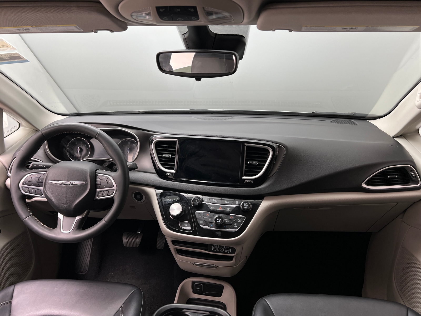 Thumbnail: 2024 Chrysler Pacifica - 2