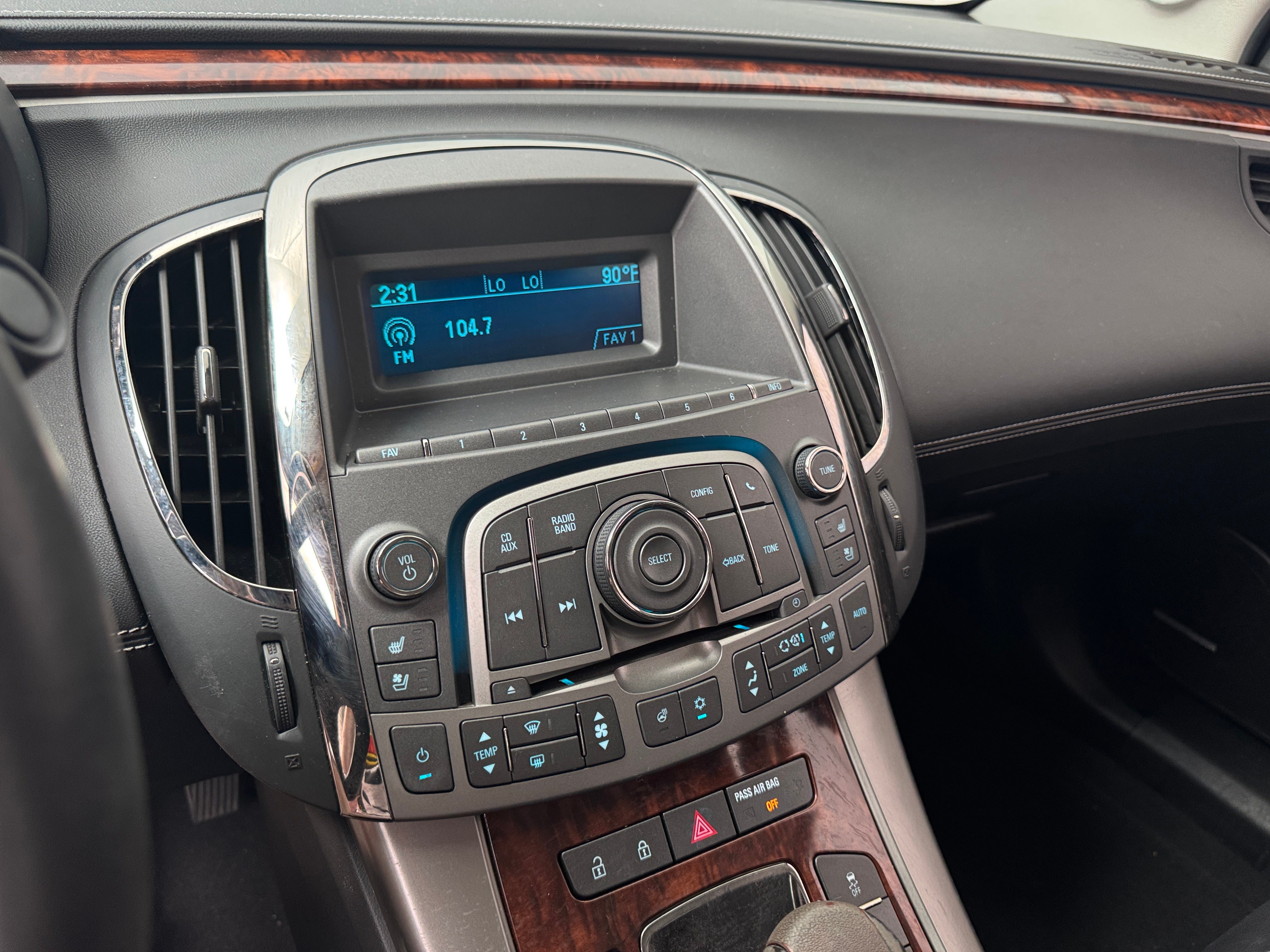 2011 Buick LaCrosse CXS - Photo 14