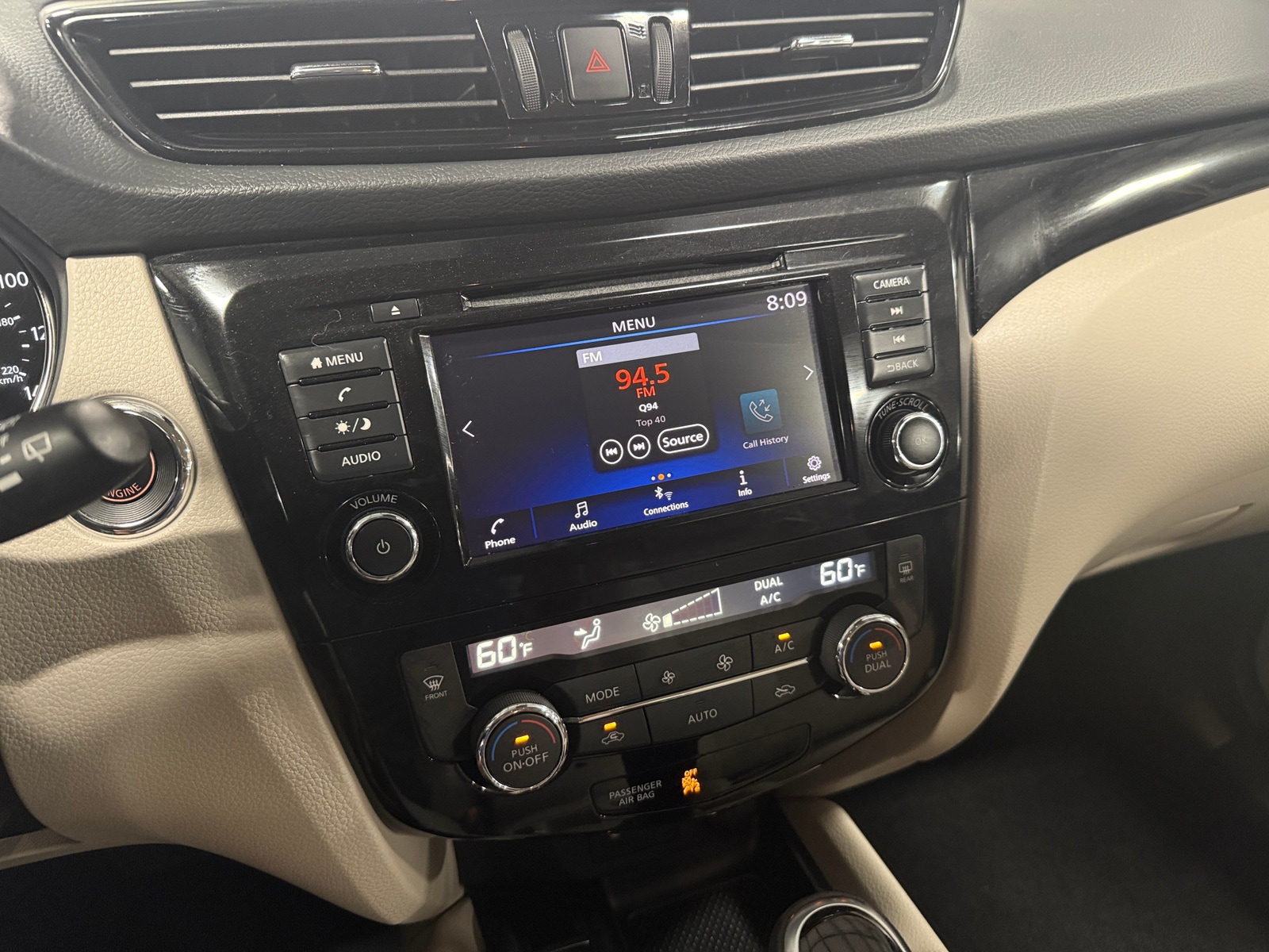 Thumbnail: 2022 Nissan Rogue Sport - 3