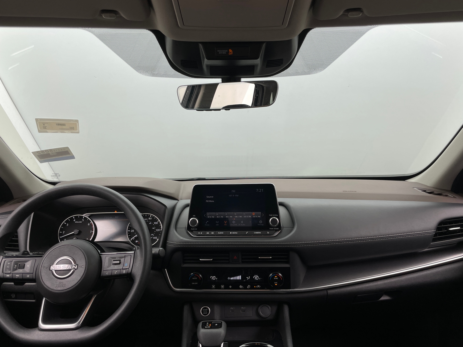 Thumbnail: 2023 Nissan Rogue - 3