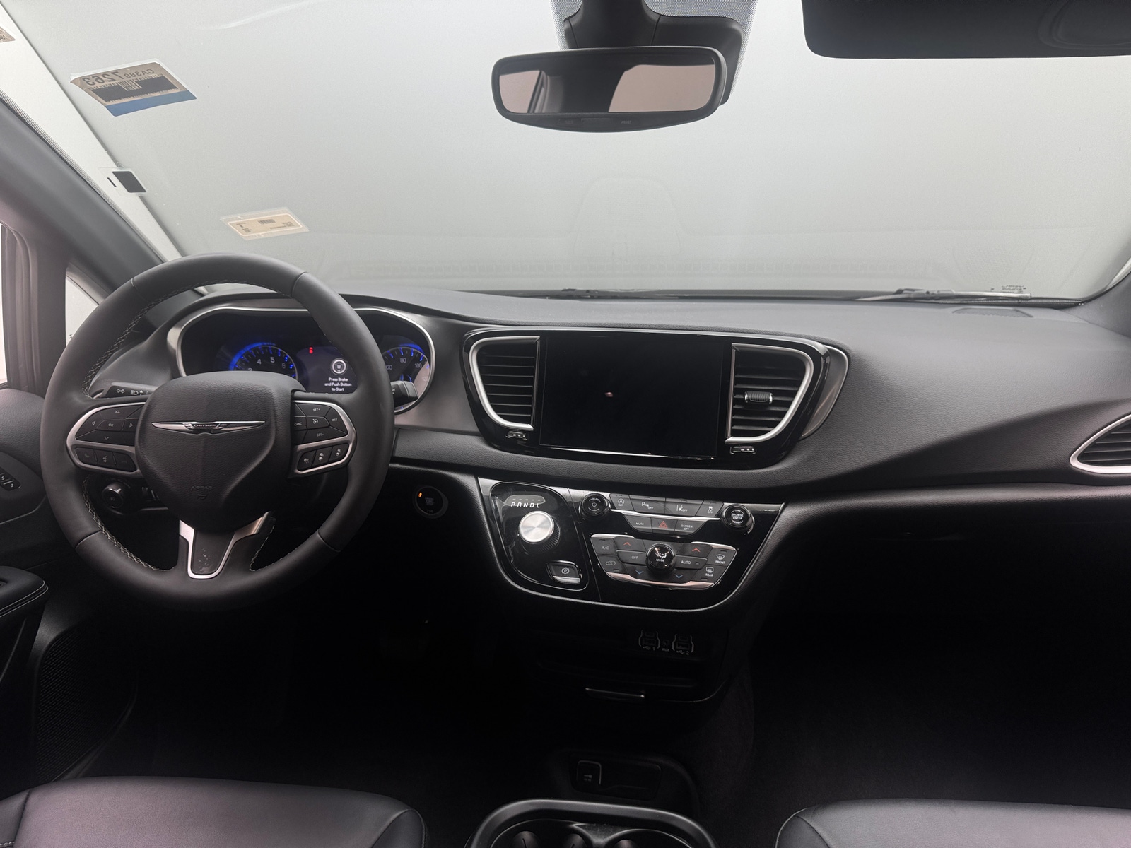 Thumbnail: 2025 Chrysler Pacifica - 2