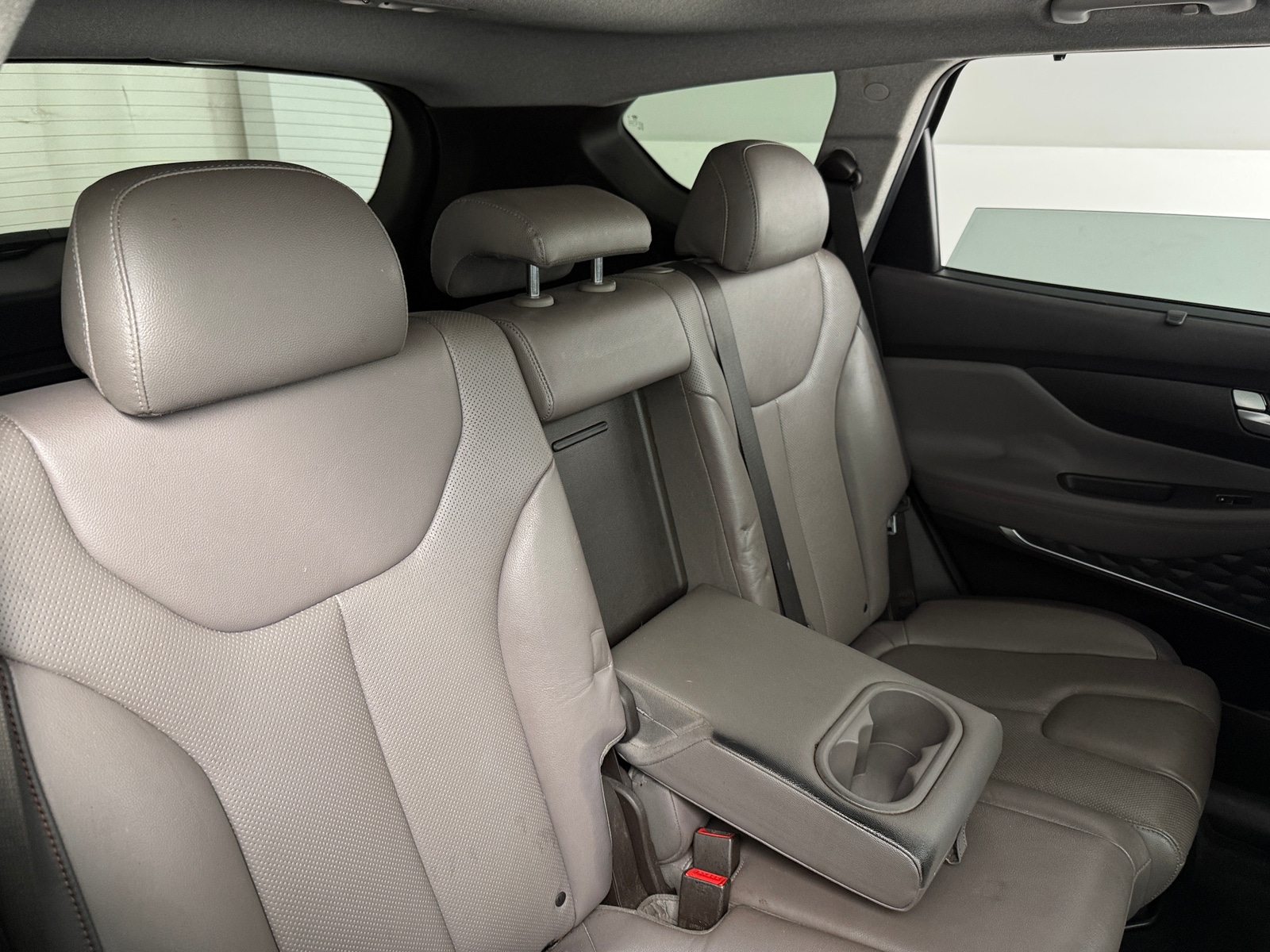 Thumbnail: 2019 Hyundai Santa Fe - 5