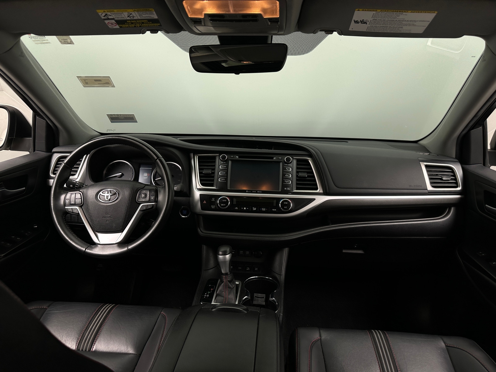 Thumbnail: 2019 Toyota Highlander - 2