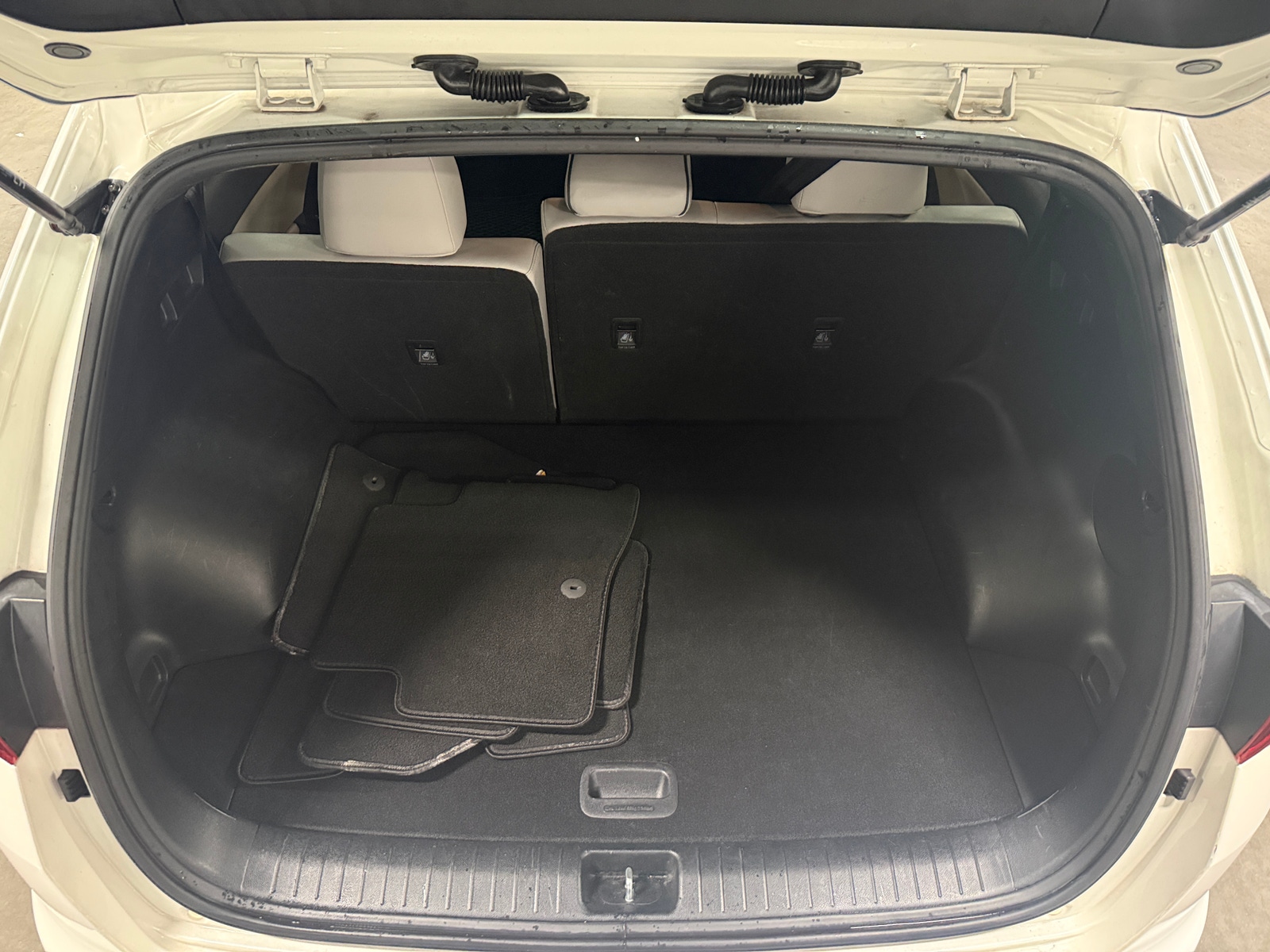 Thumbnail: 2019 Kia Sportage - 6