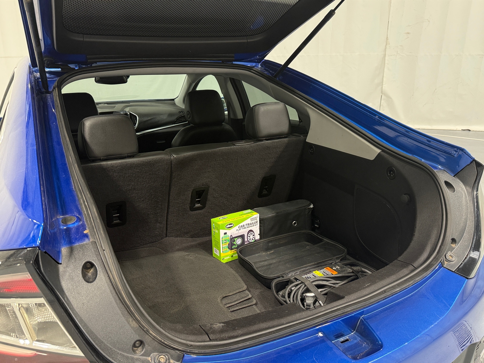 Thumbnail: 2017 Chevrolet Volt - 6
