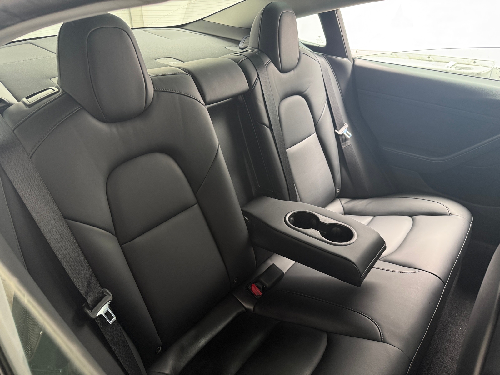 Thumbnail: 2022 Tesla Model 3 - 5