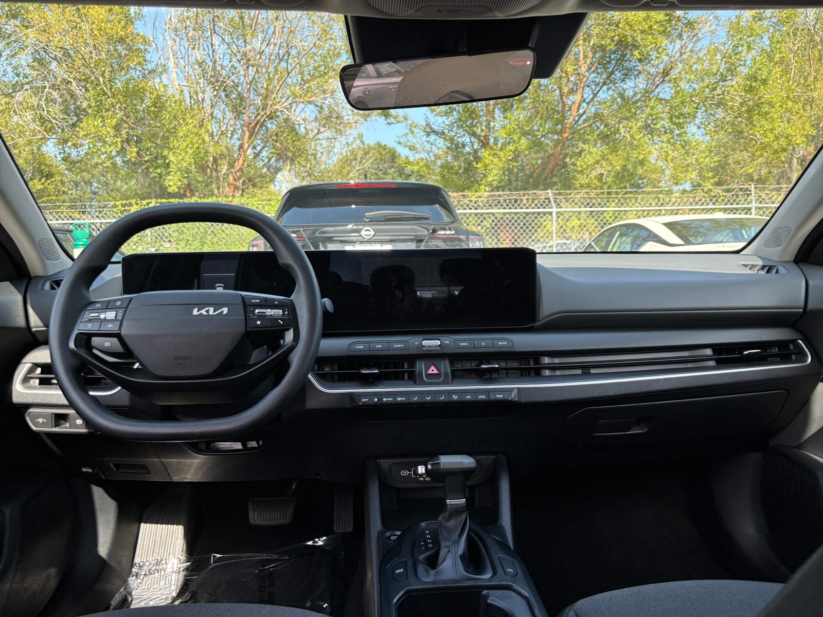 Thumbnail: 2025 Kia K4 - 3