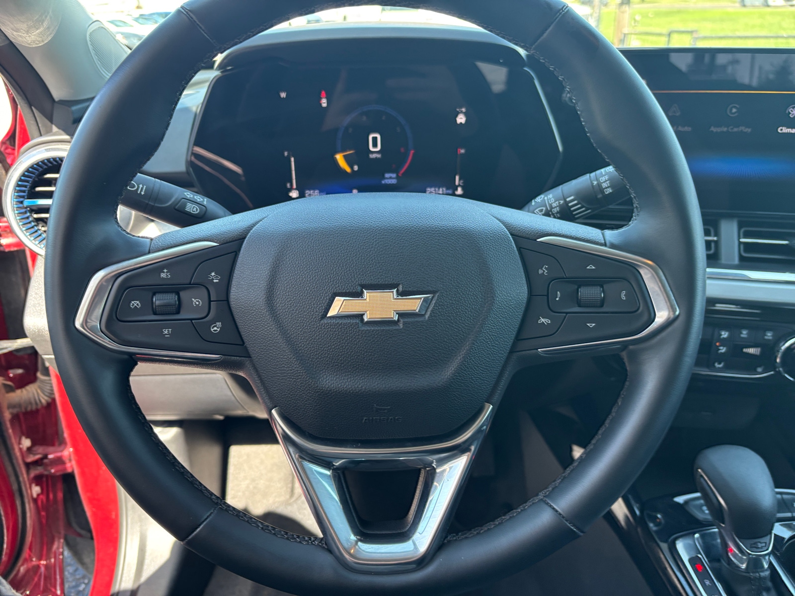 Thumbnail: 2025 Chevrolet Trax - 5