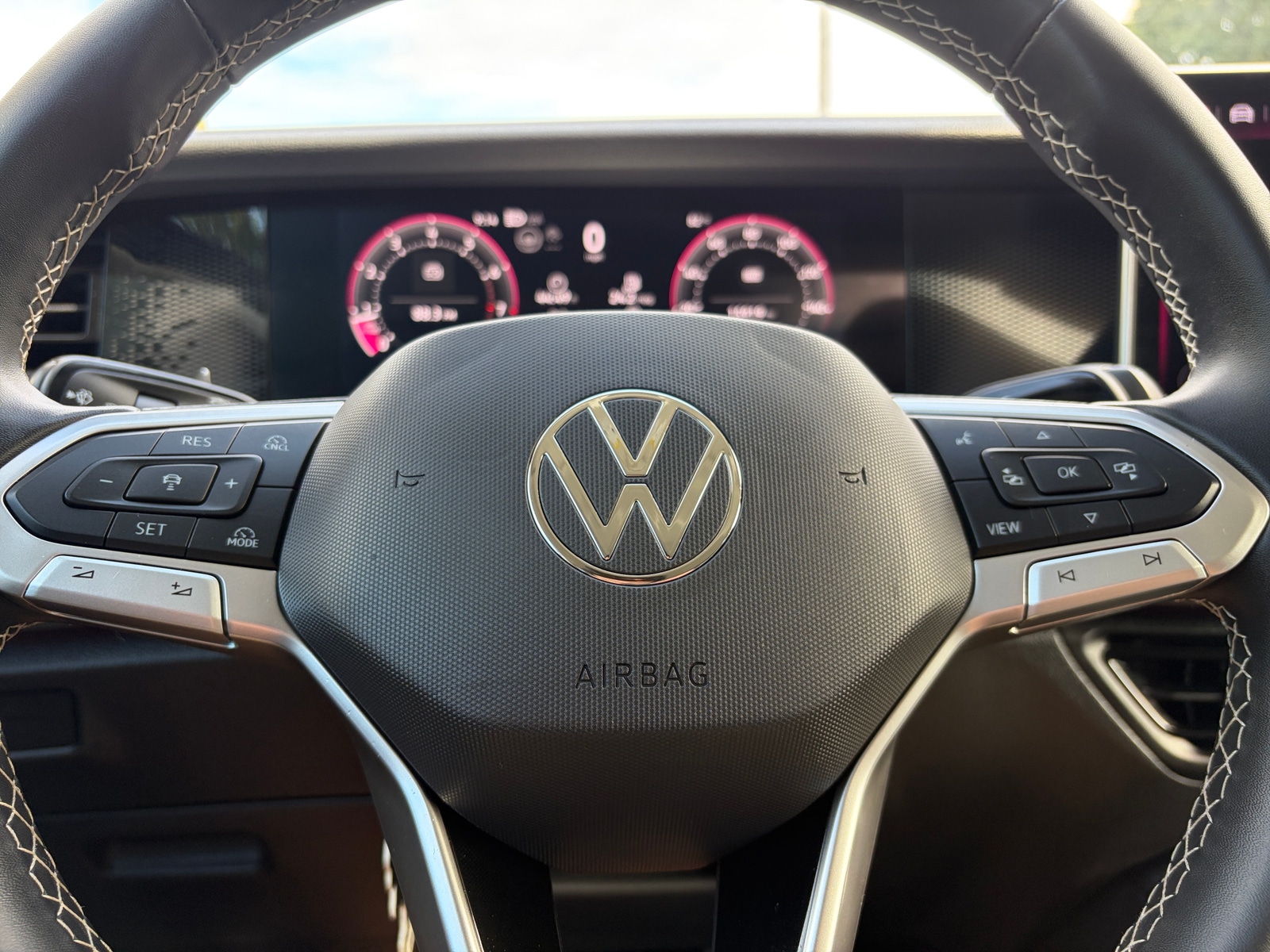 Thumbnail: 2026 Volkswagen Tiguan - 4