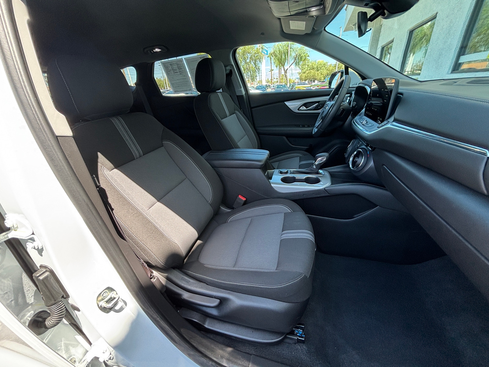 Thumbnail: 2025 Chevrolet Blazer - 2