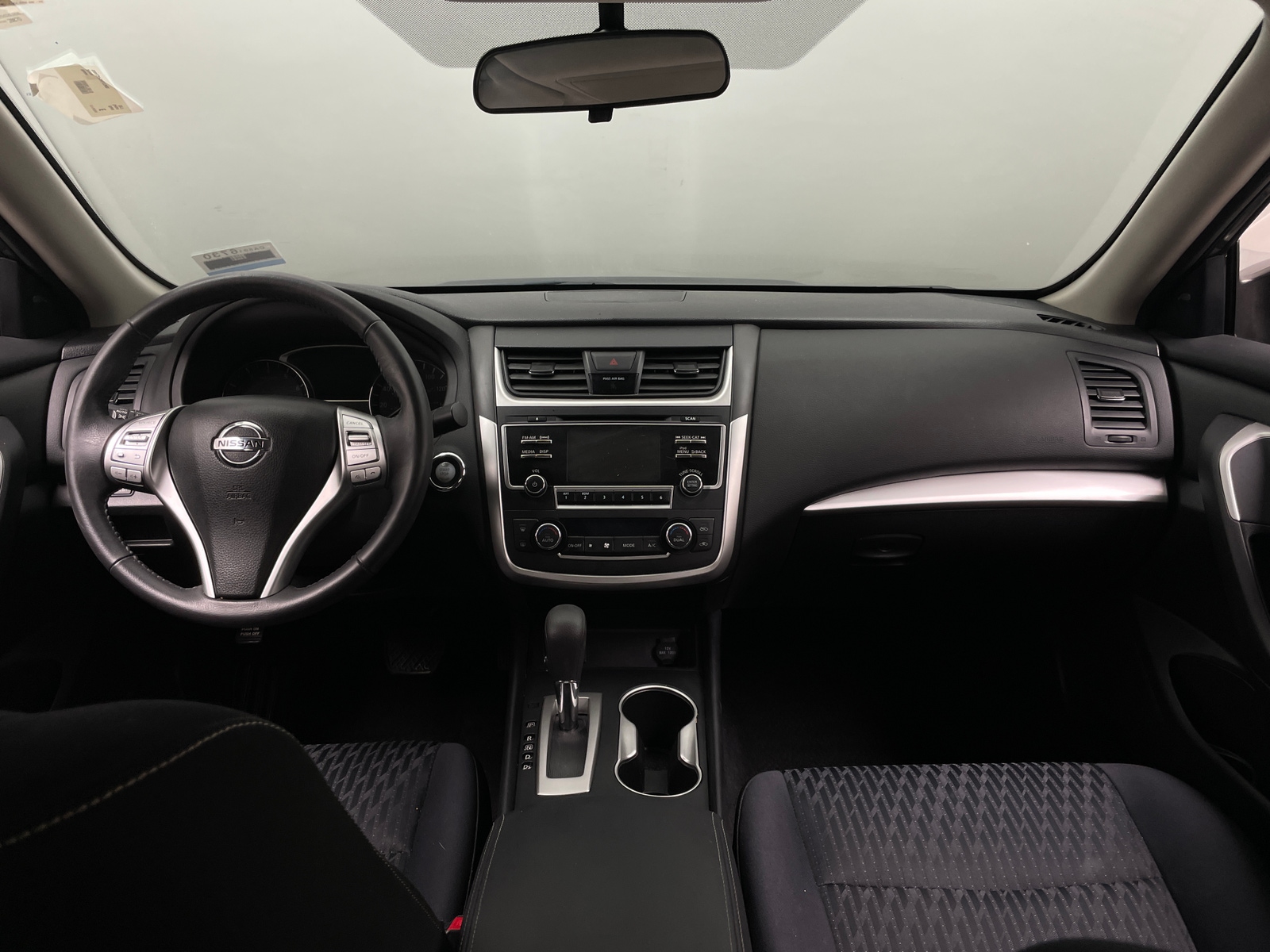 Thumbnail: 2017 Nissan Altima - 3