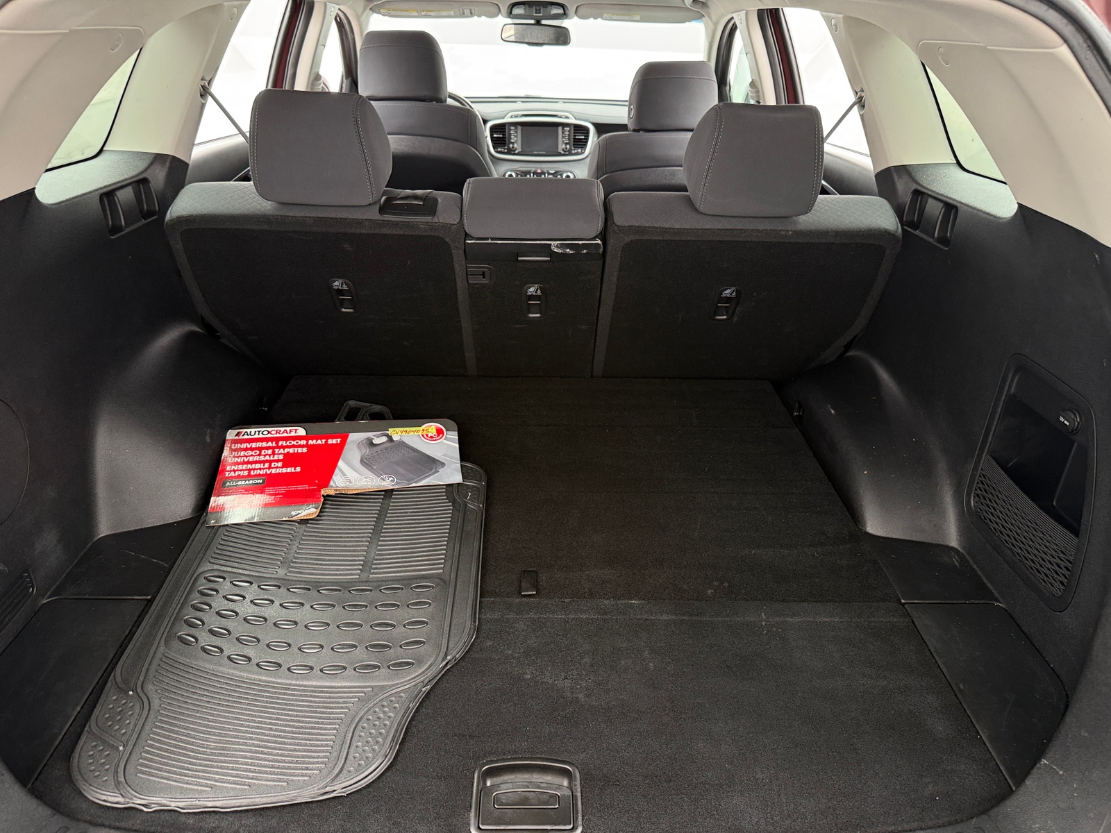Thumbnail: 2017 Kia Sorento - 7