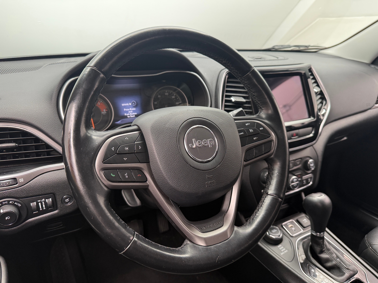 Thumbnail: 2020 Jeep Cherokee - 4