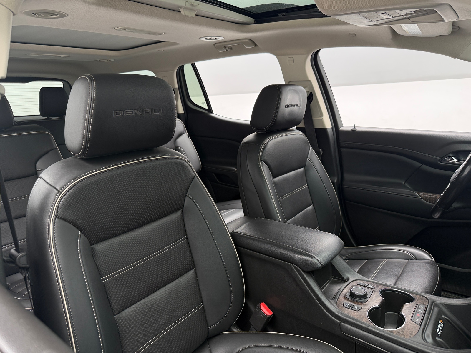 Thumbnail: 2022 GMC Acadia - 2
