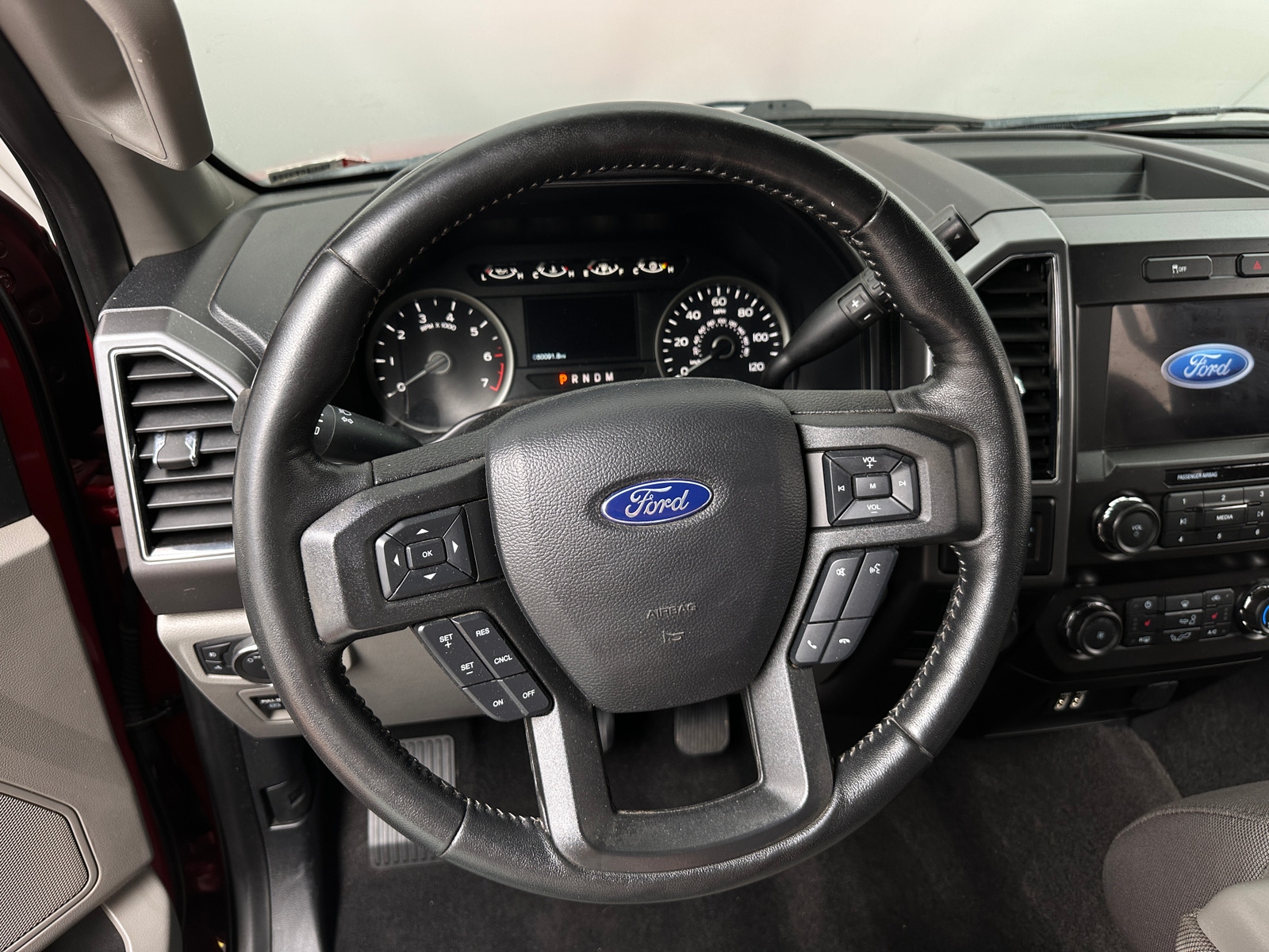 Thumbnail: 2020 Ford Econoline - 5