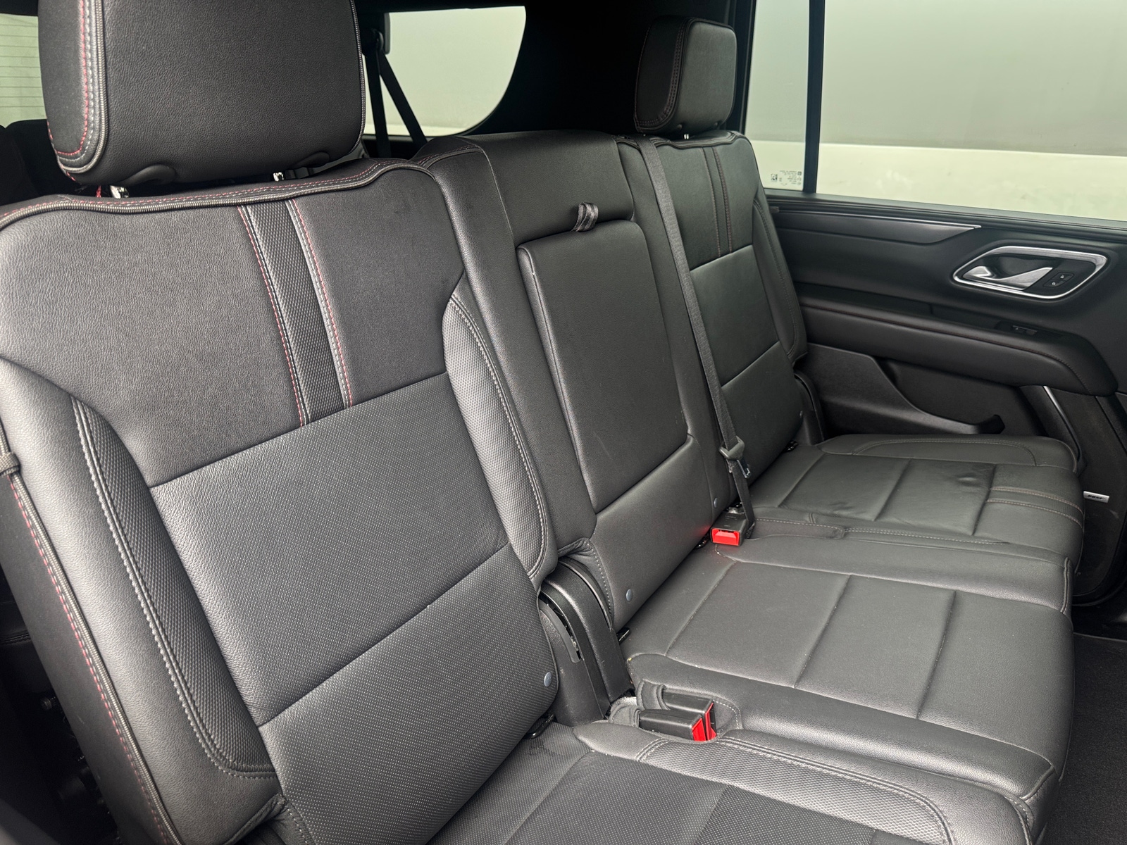 Thumbnail: 2024 Chevrolet Suburban - 5